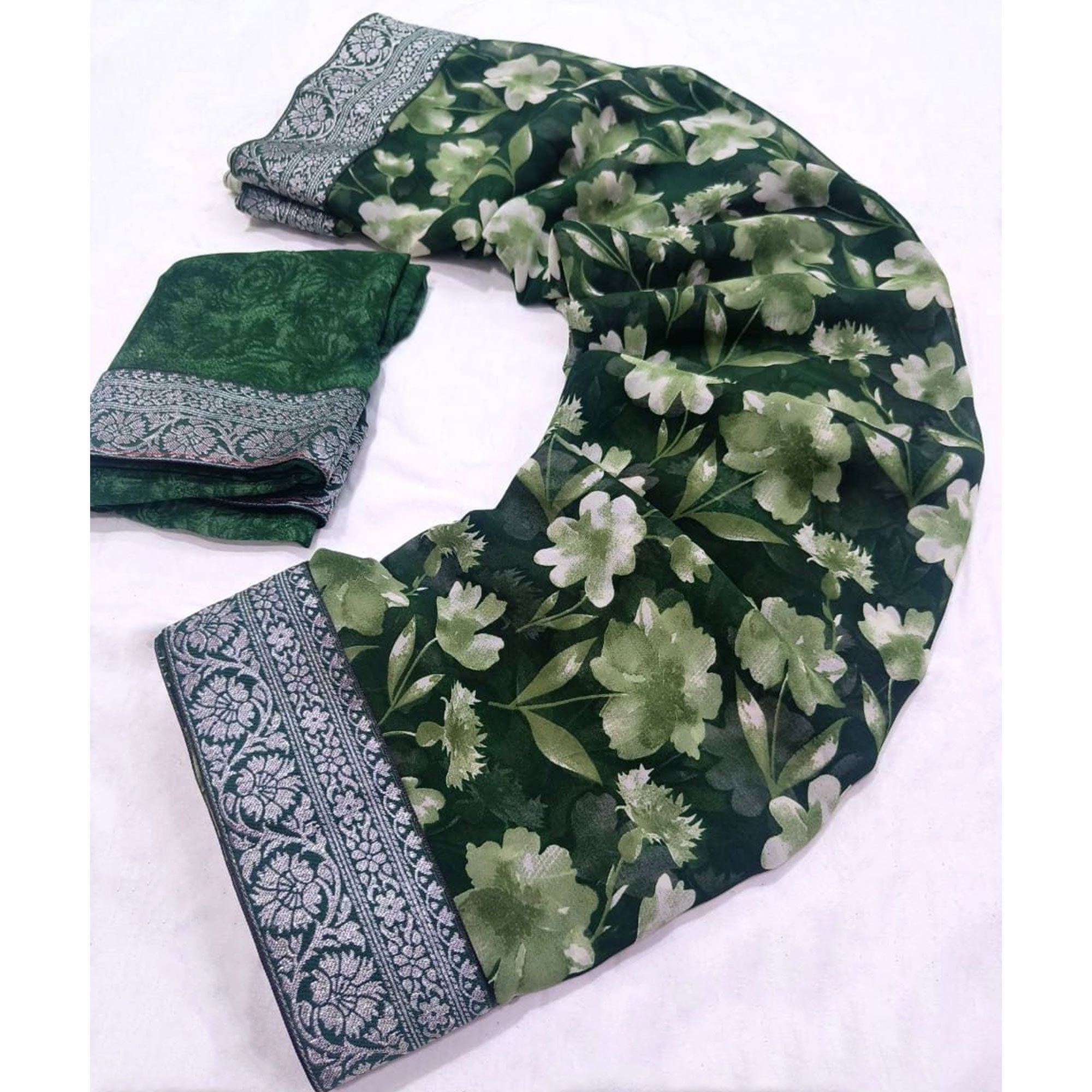 Green Floral Printed Georgette Saree With Woven Border