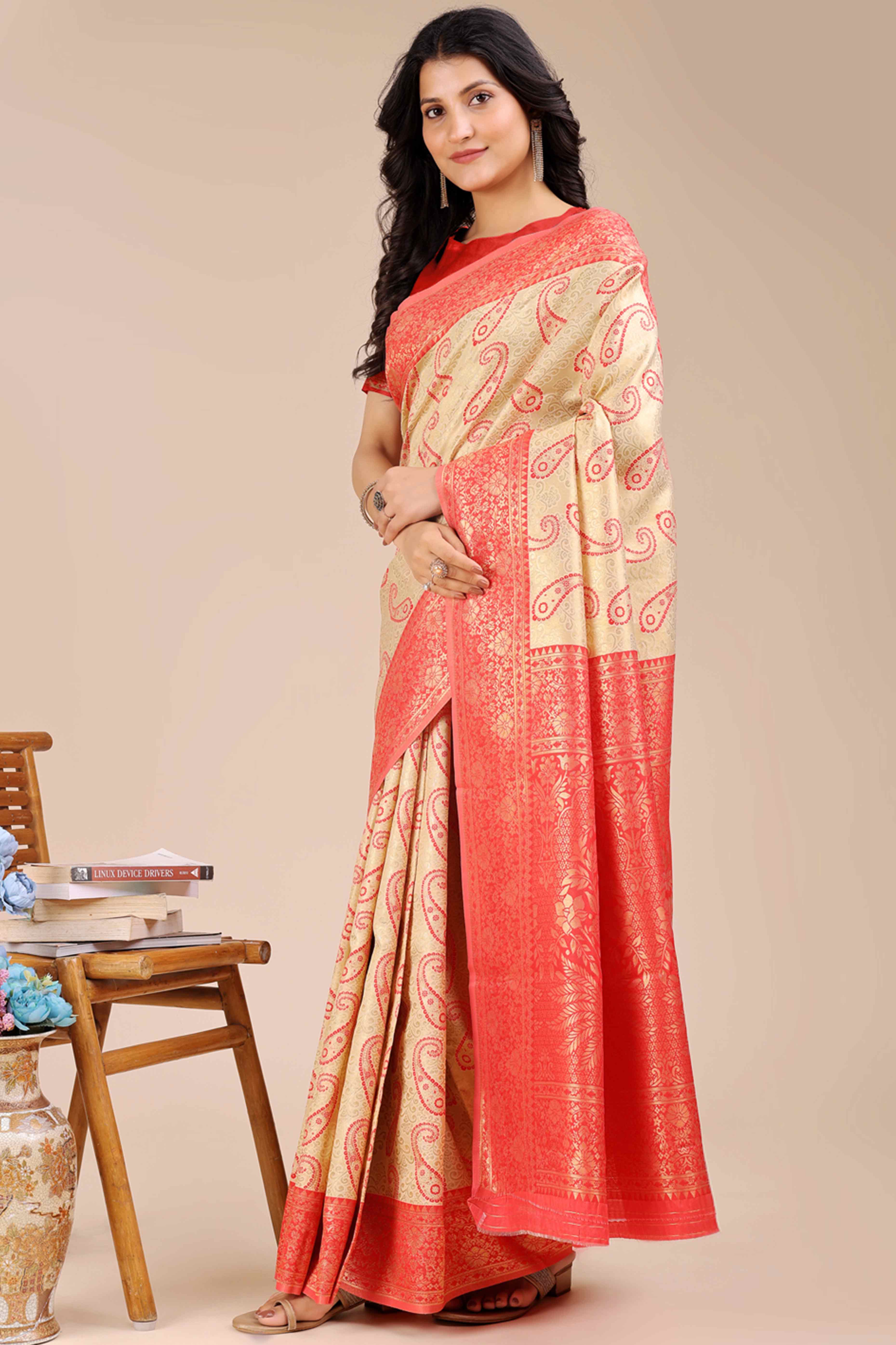 Cream Banarasi Silk Saree Featuring Red Floral Zari Weaving and a Rich Contrast Border