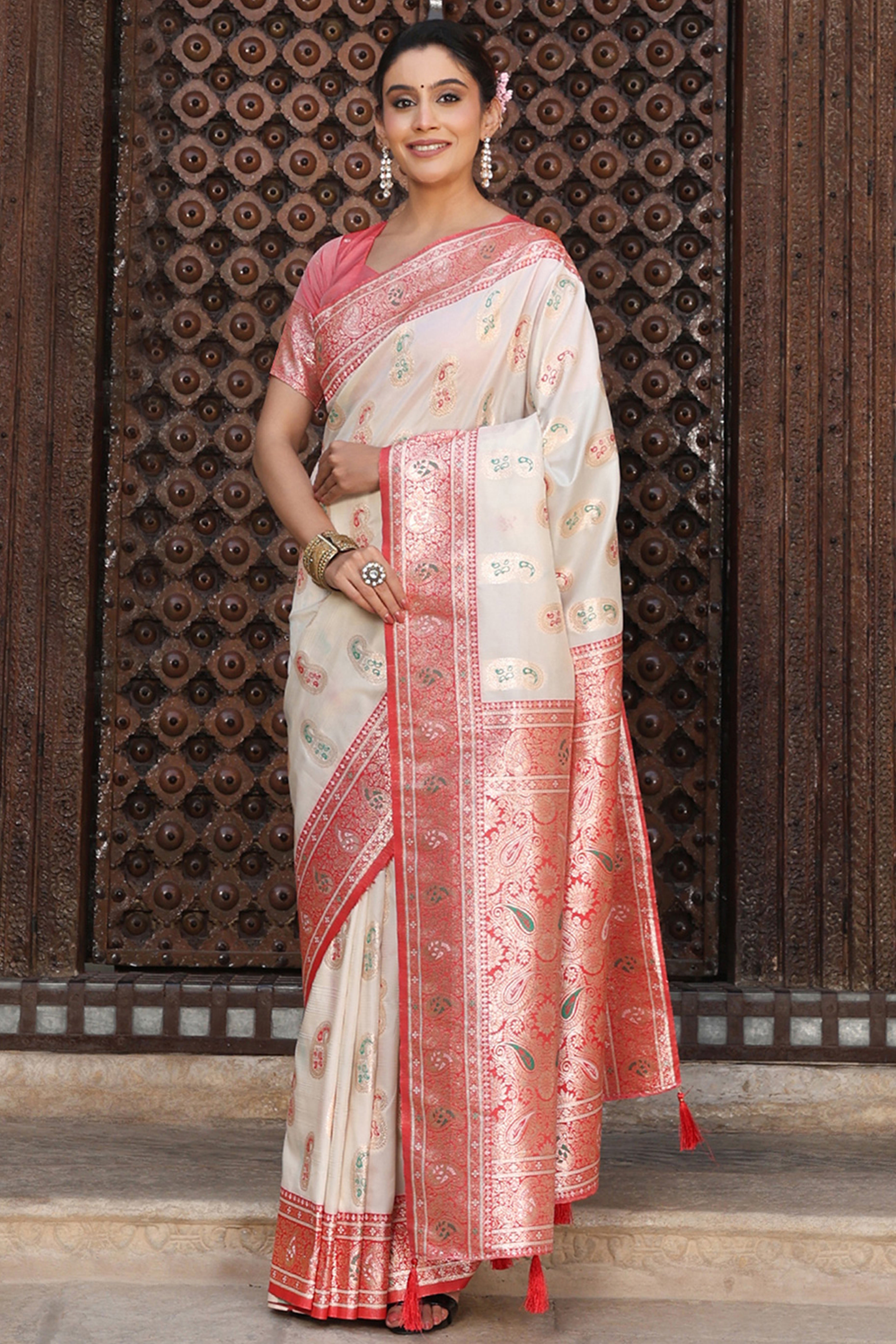 Designer Cream Silk Blend Saree with Timeless Paisley Pattern in Zari Weaving