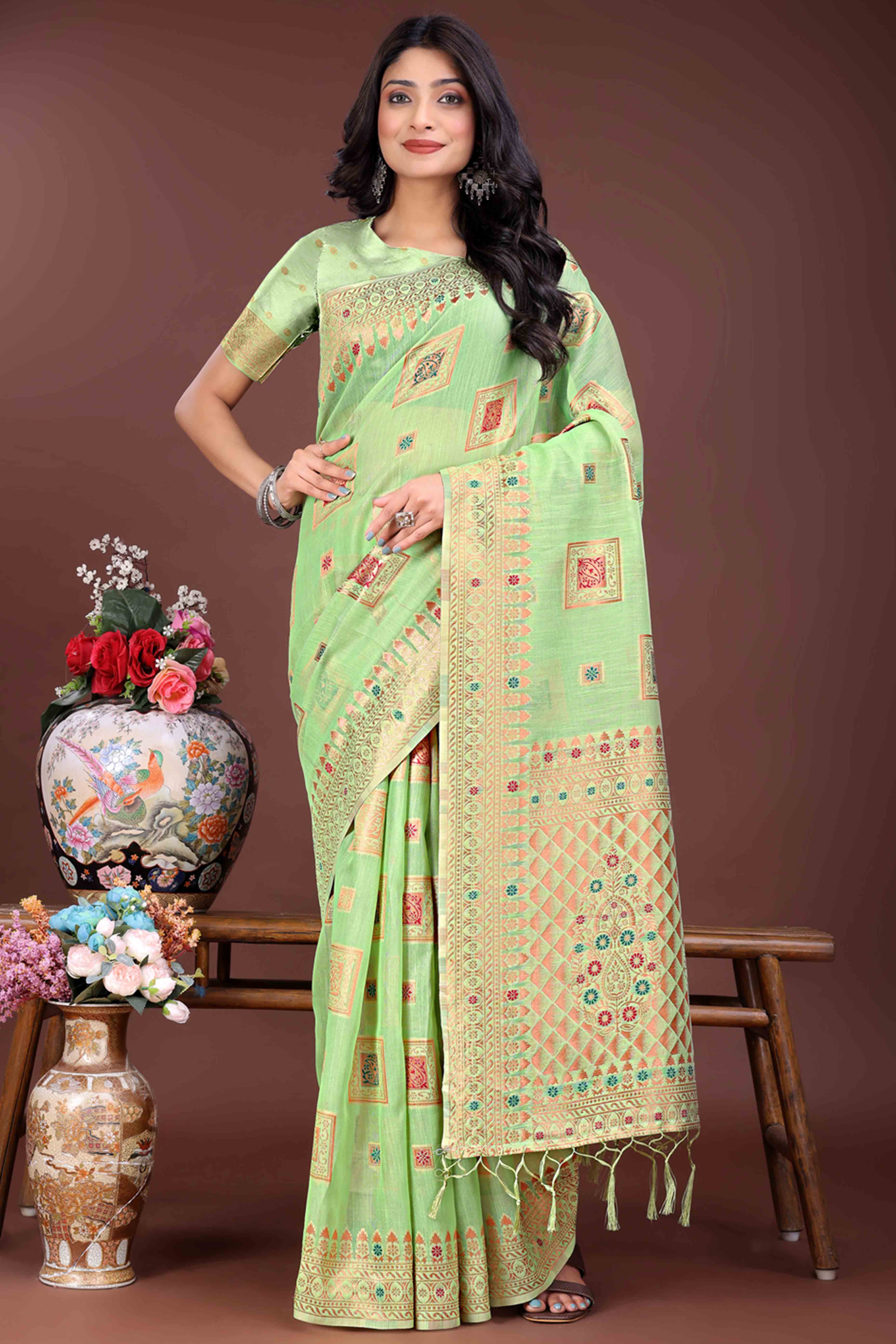 Sophisticated Floral Zari Weaving Embellished Green Saree In Linen Cotton with Tassel Accents