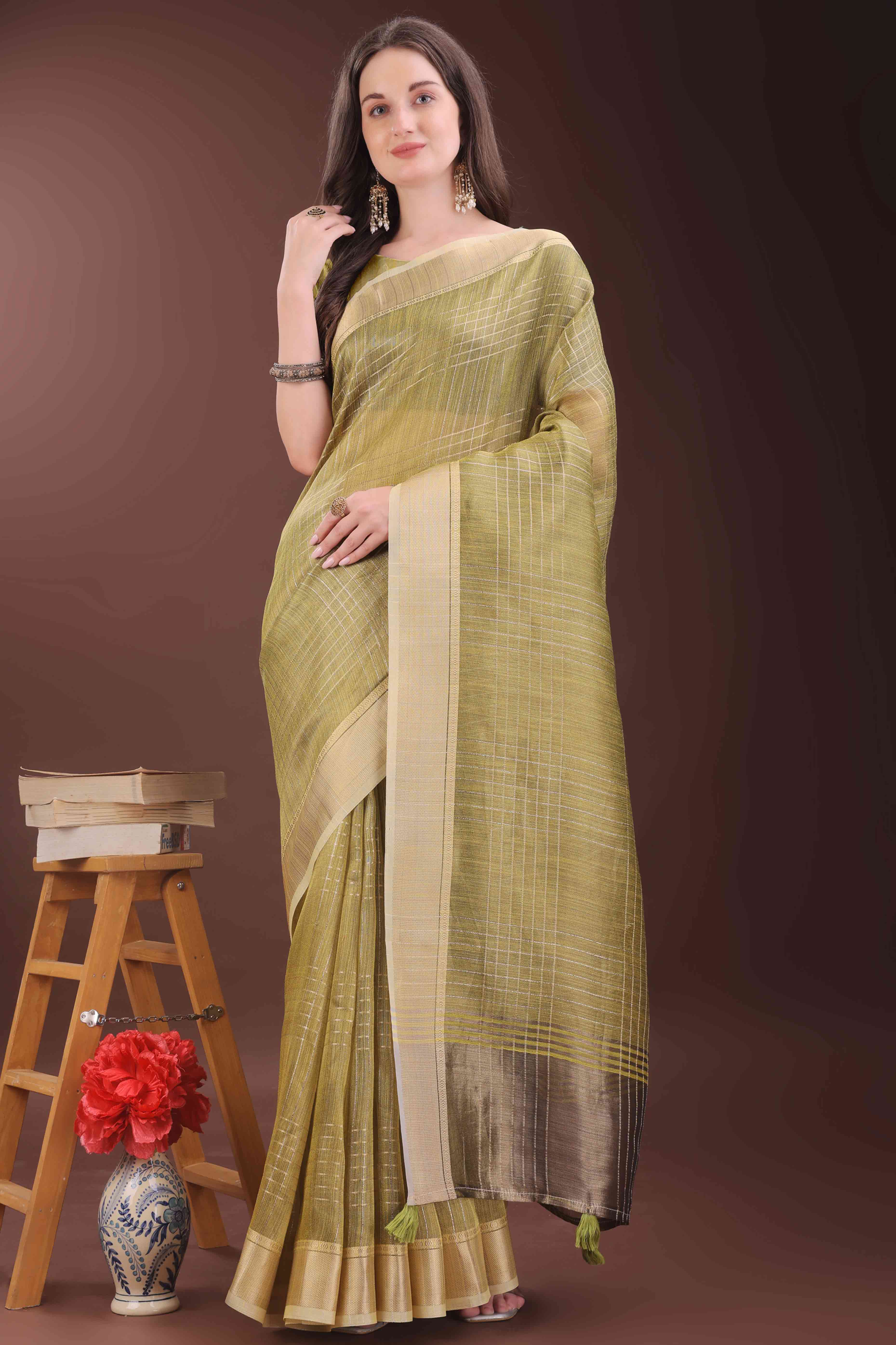 Mehendi Green Organza Saree With Zari Weaving Check Patterns & Elegant Tassel Accents