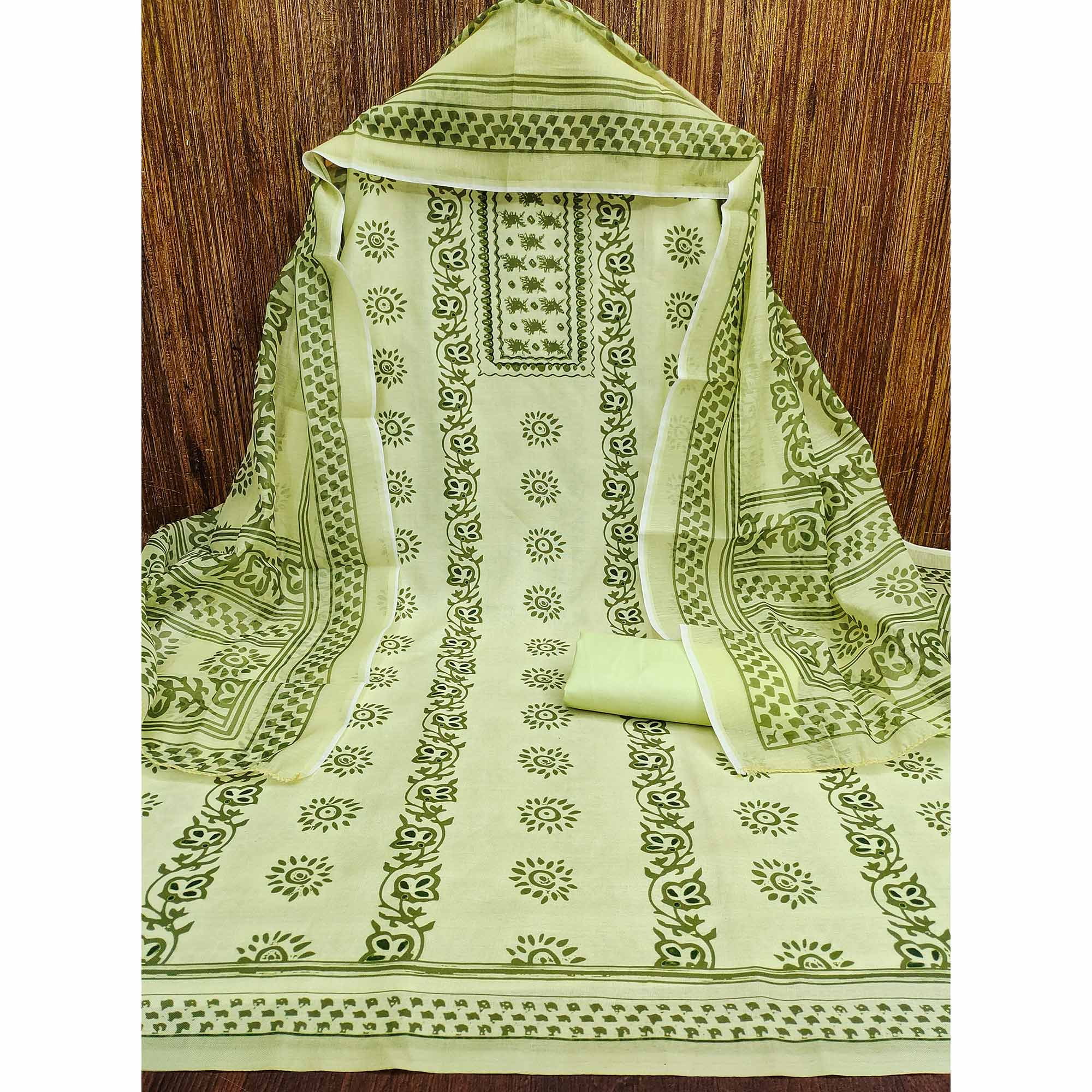 Green Floral Printed Cotton Blend Dress Material