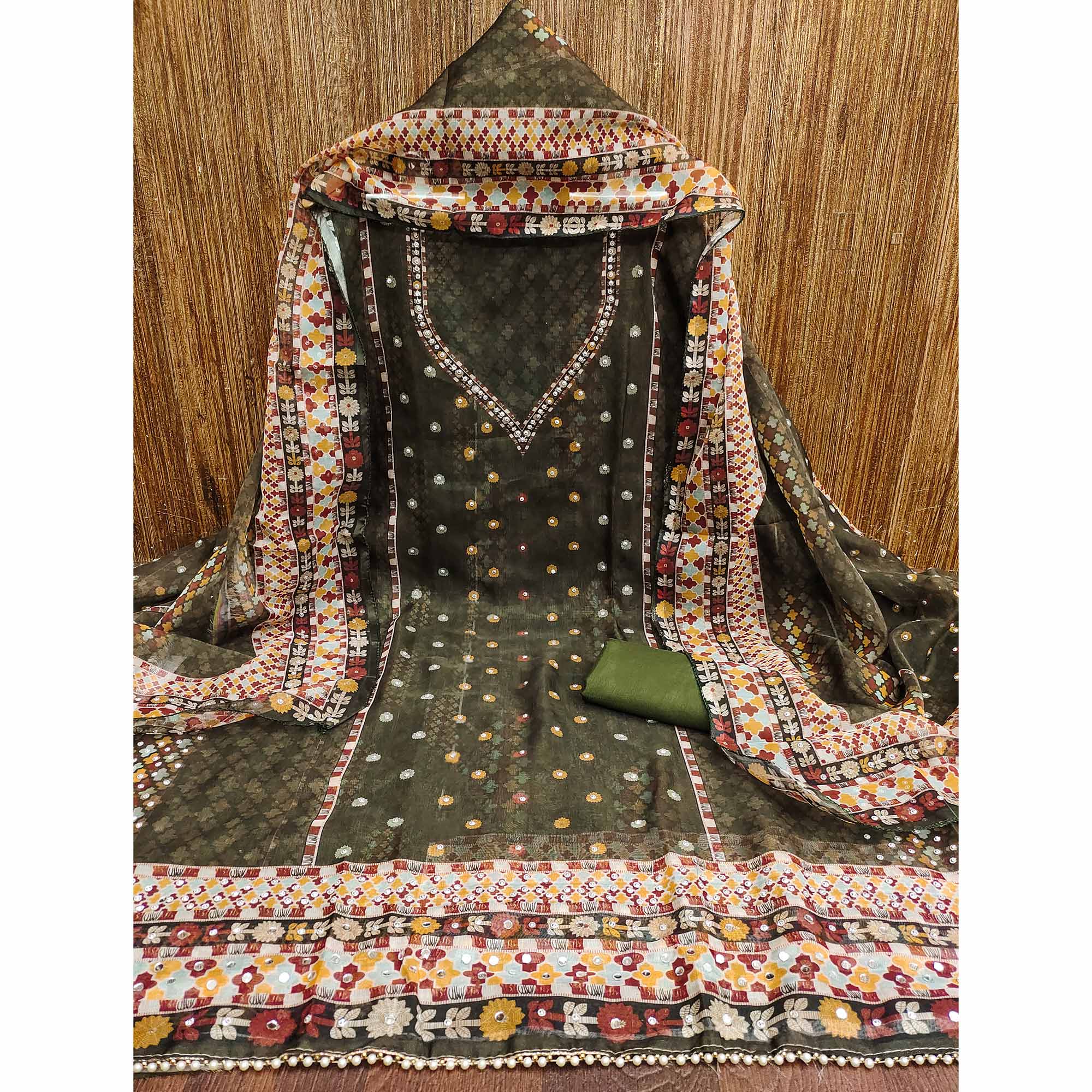 Mehendi Green Floral Digital Printed With Diamond Work Organza Dress Material