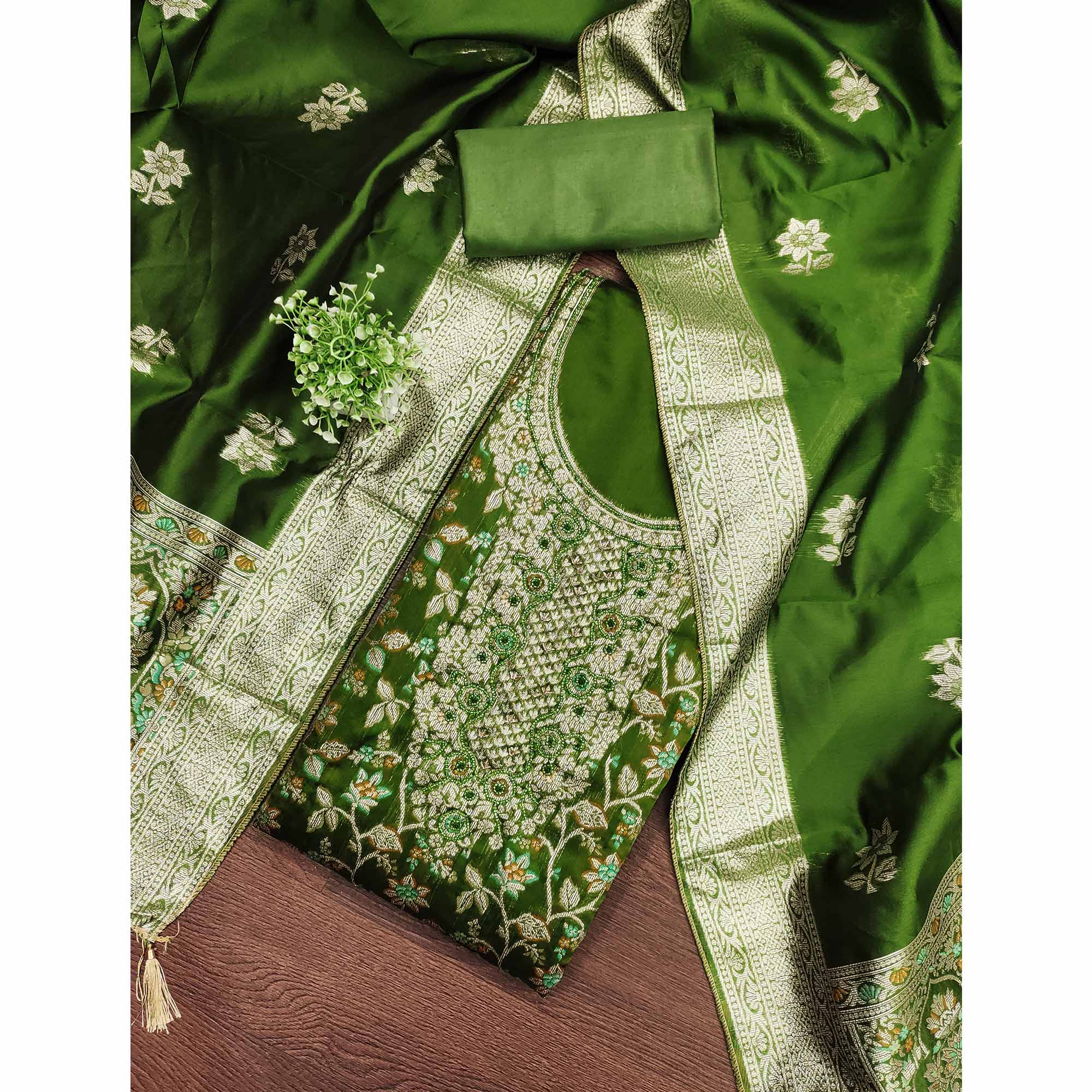 Unstitched Green Jacquard Dress Set with Traditional Zari Weaving