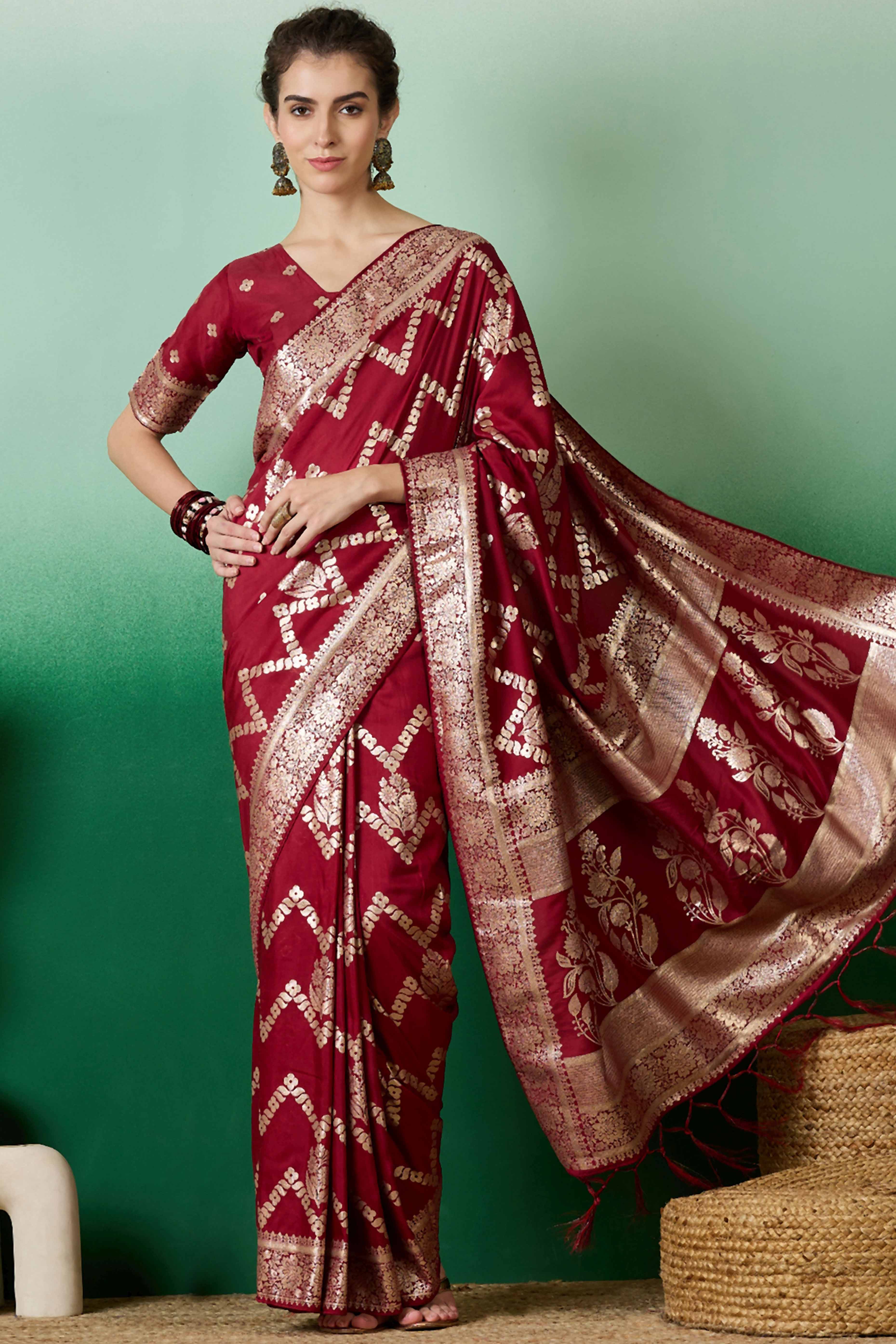 Maroon Cotton Blend Jacquard Saree Adorned With Floral Weaving & Graceful Tassel Pallu