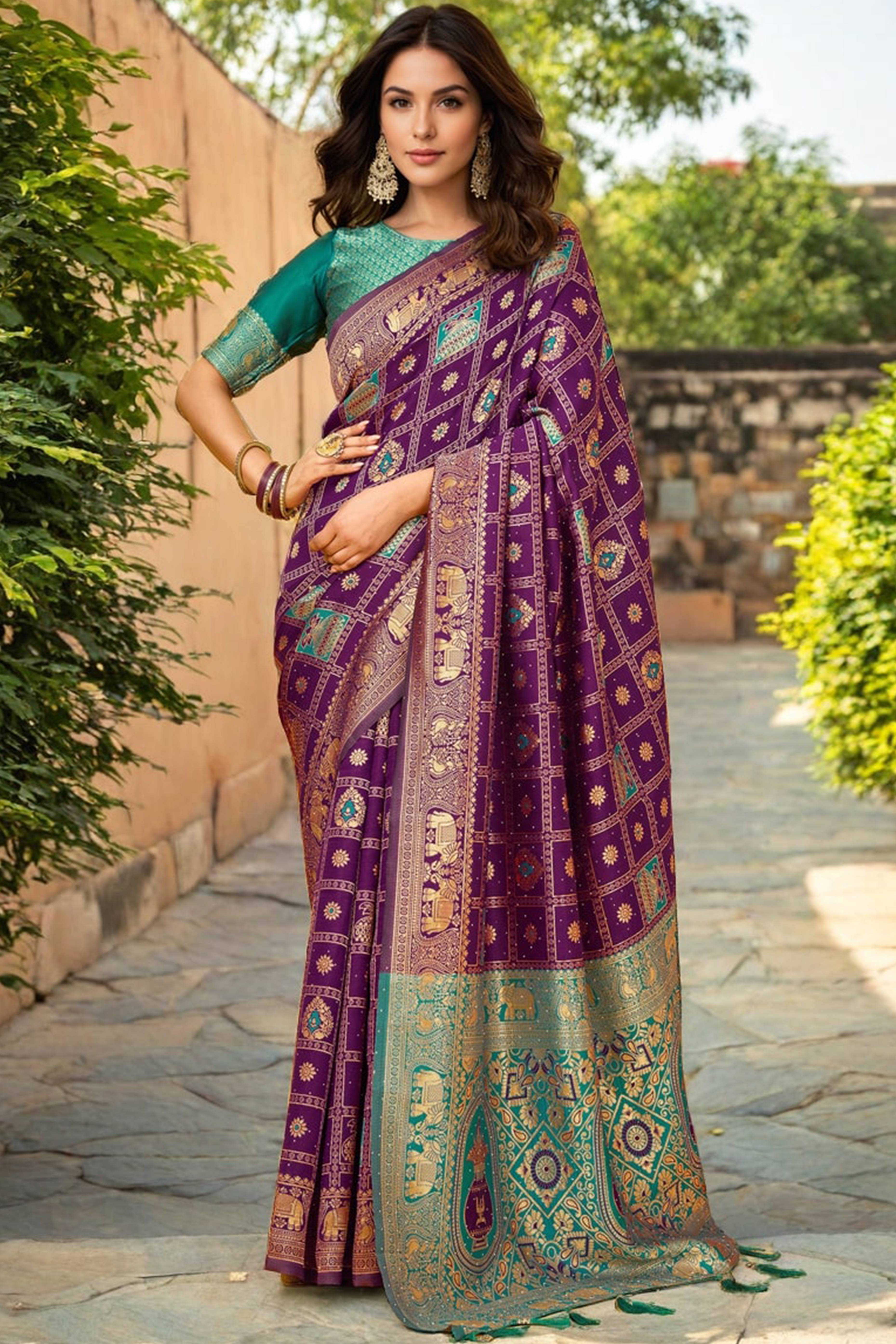 Purple Floral Weaving Paithani Saree In Soft Silk Accented With A Stylish Tassel Border Pallu