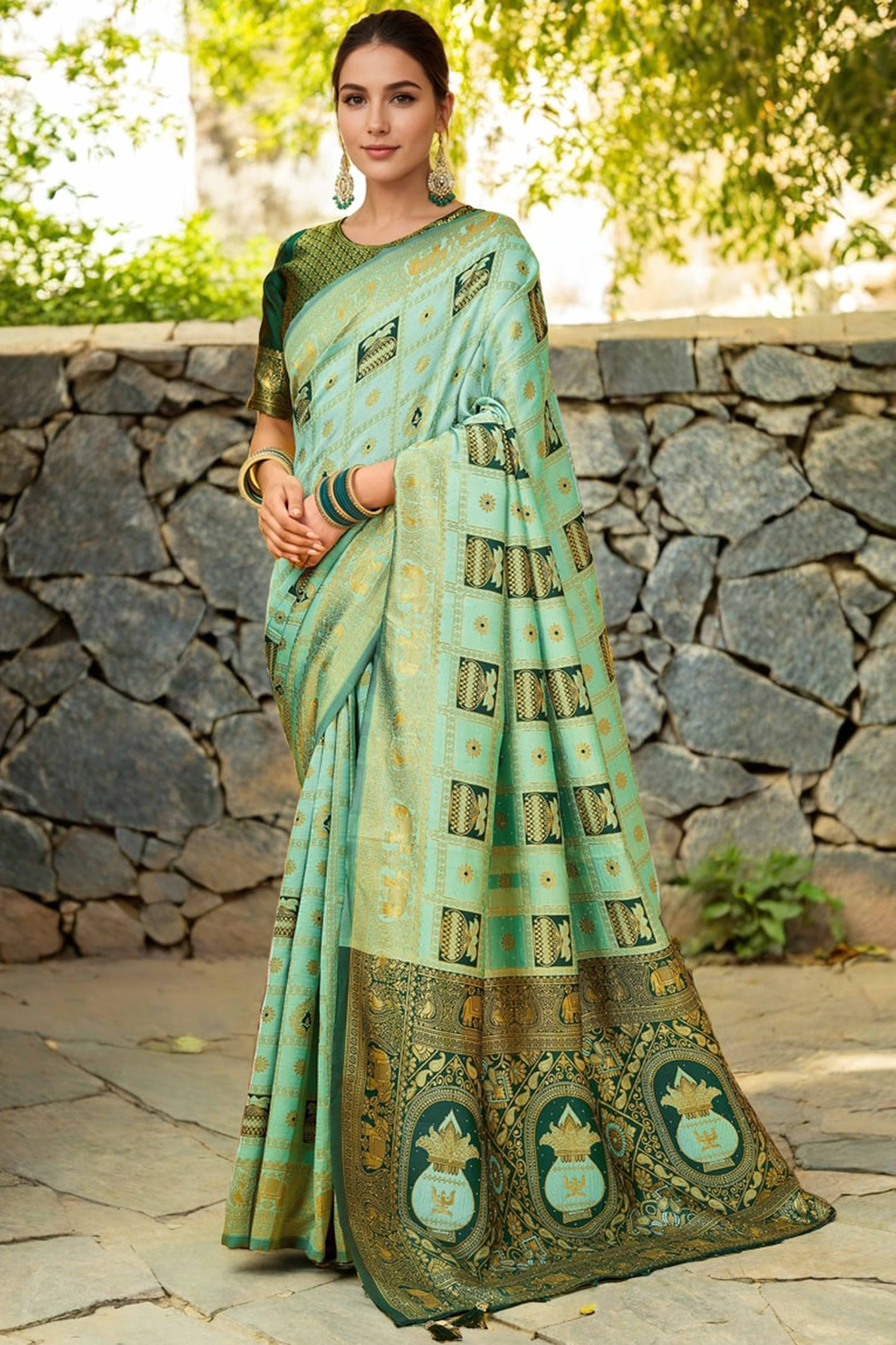 Light Green Floral Weaving Paithani Saree In Soft Silk Accented With A Stylish Tassel Border Pallu