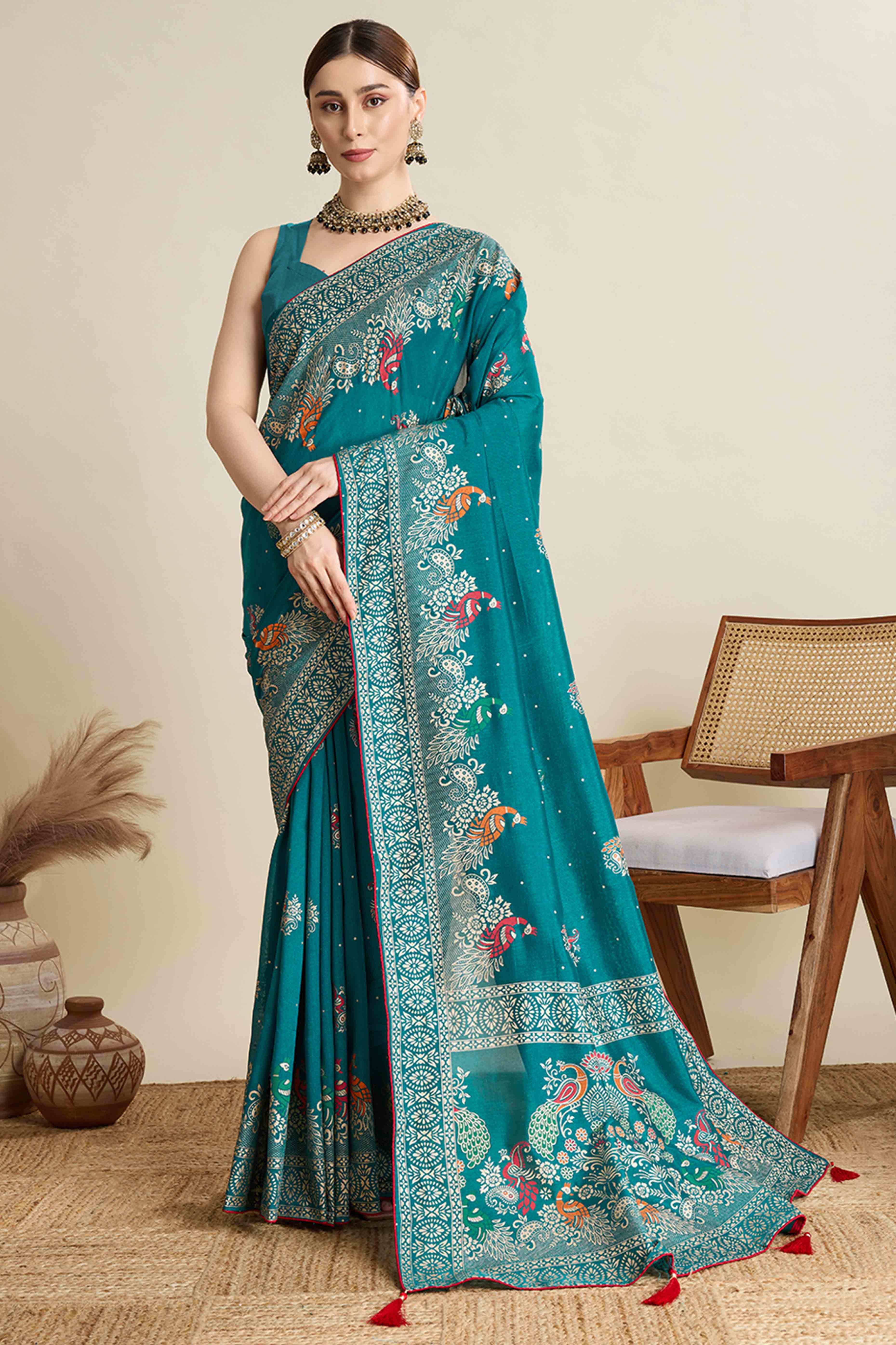 Rama Green Lightweight Cotton Silk Saree with Delicate Paisley Prints