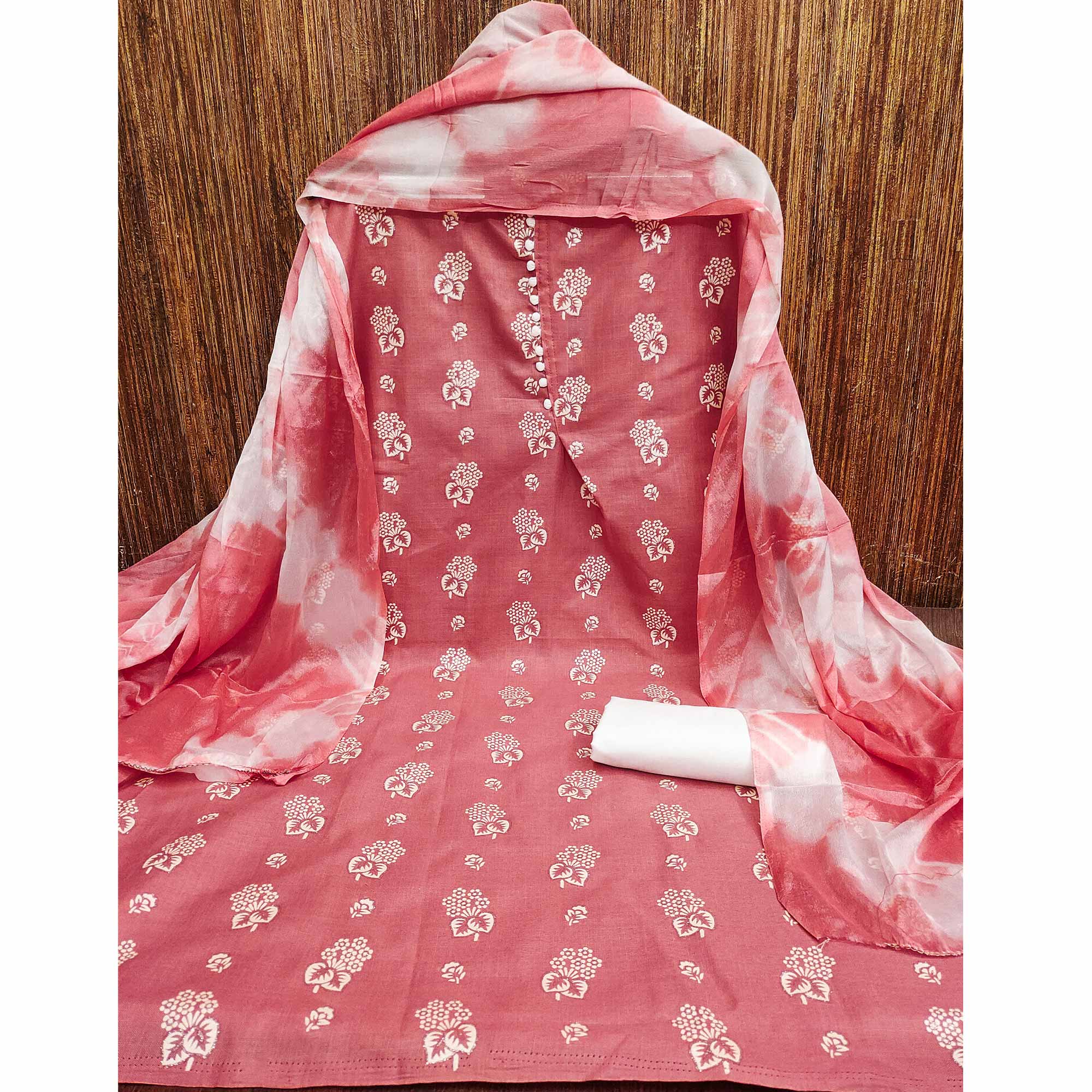 Graceful Peach Floral Print In Cotton Blend Dress Material