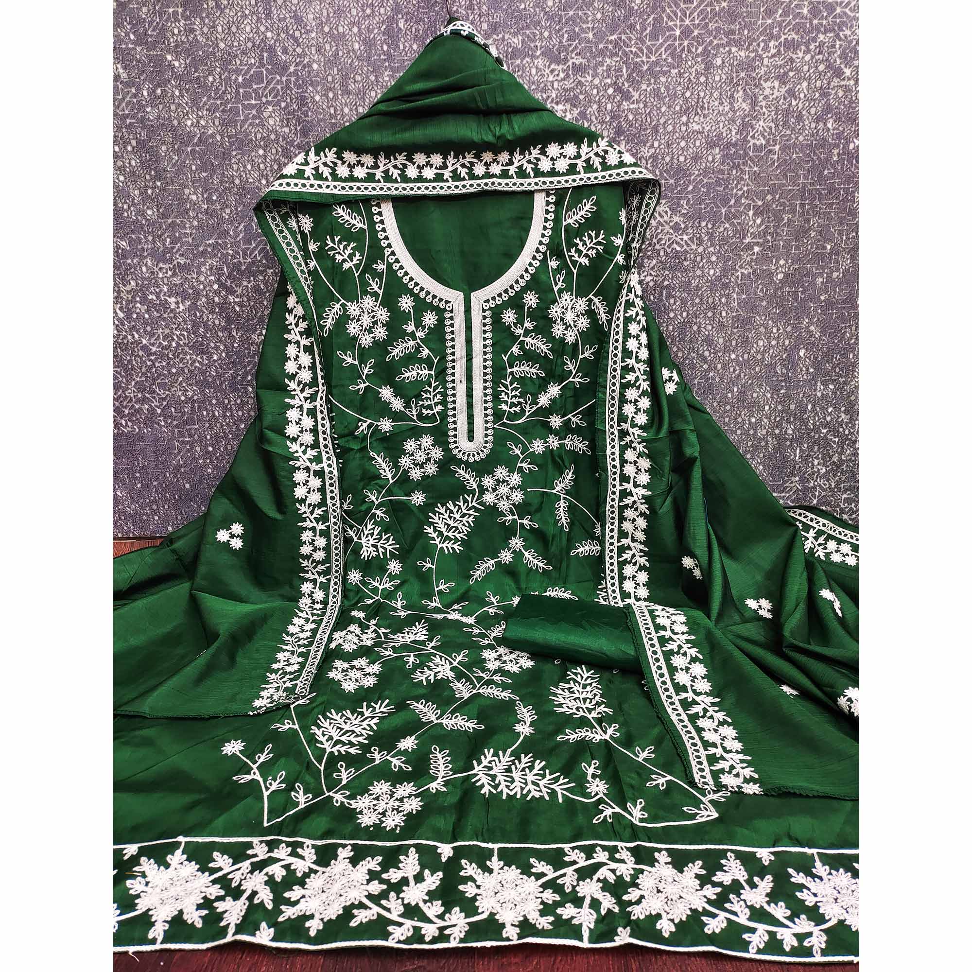 Green Art Silk Dress Material Adorned With Floral Thread Embroidery Work