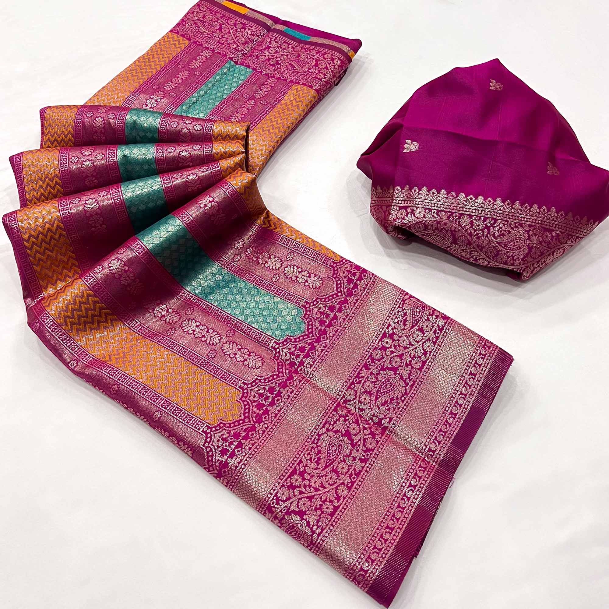 Magenta Zari Weaving Kanjivaram Silk Saree