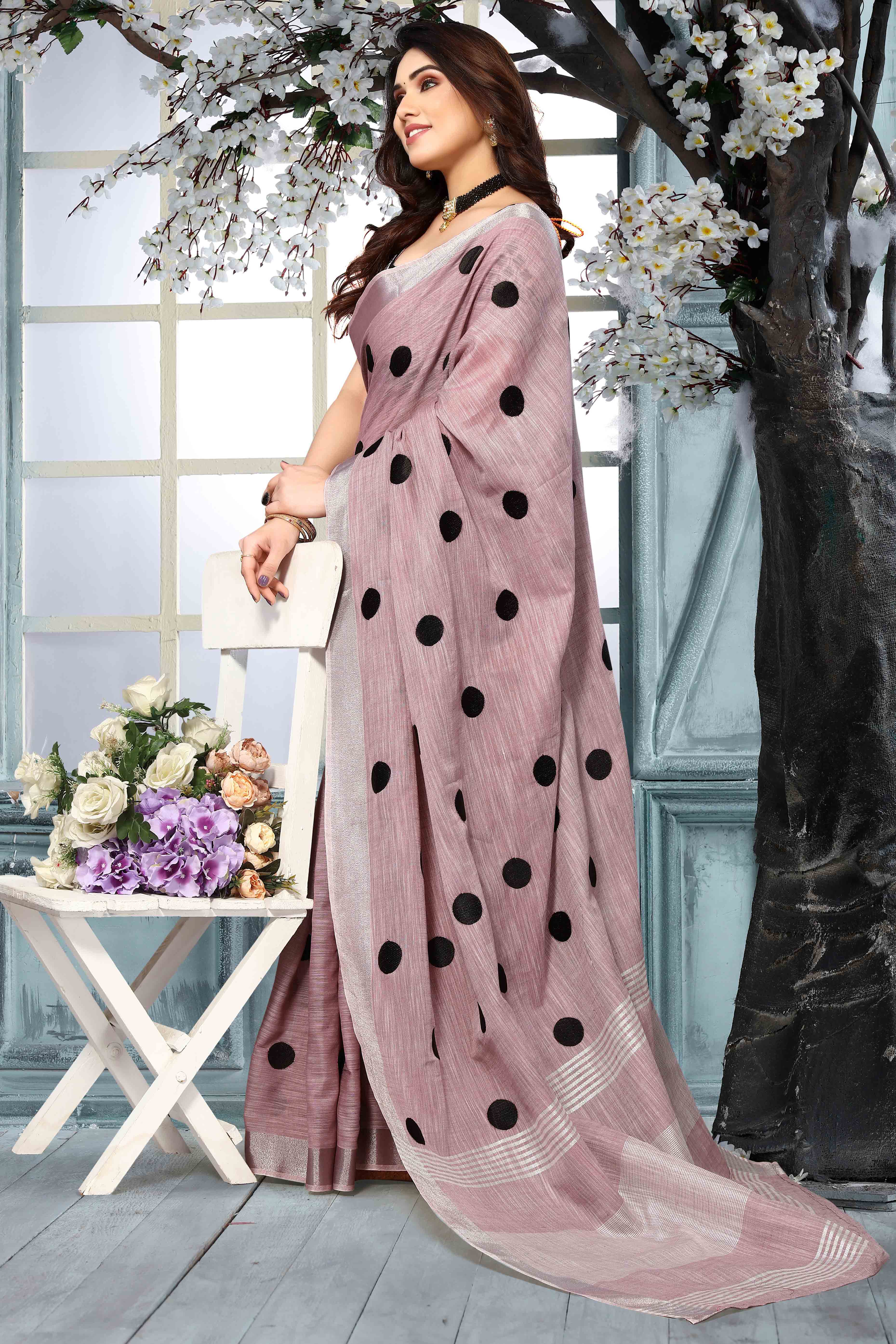 Mauve Embroidered Linen Cotton Saree With Zari Border