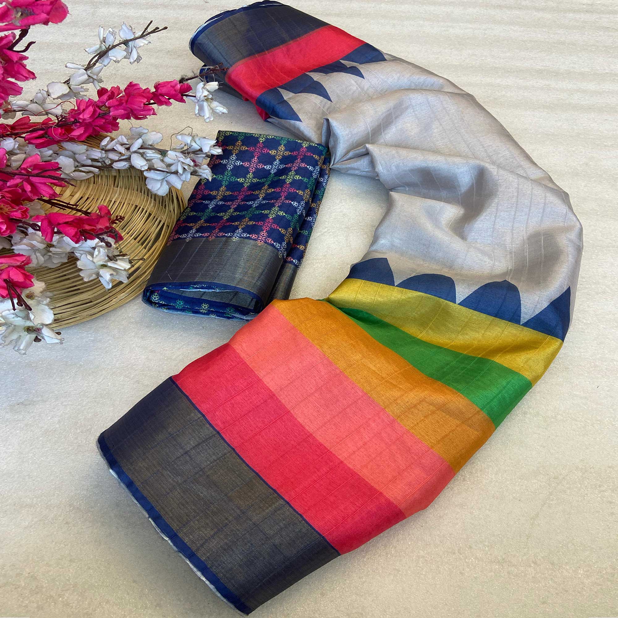 Grey Cotton Silk Saree Woven on Handloom with Elegant Abstract Patterns