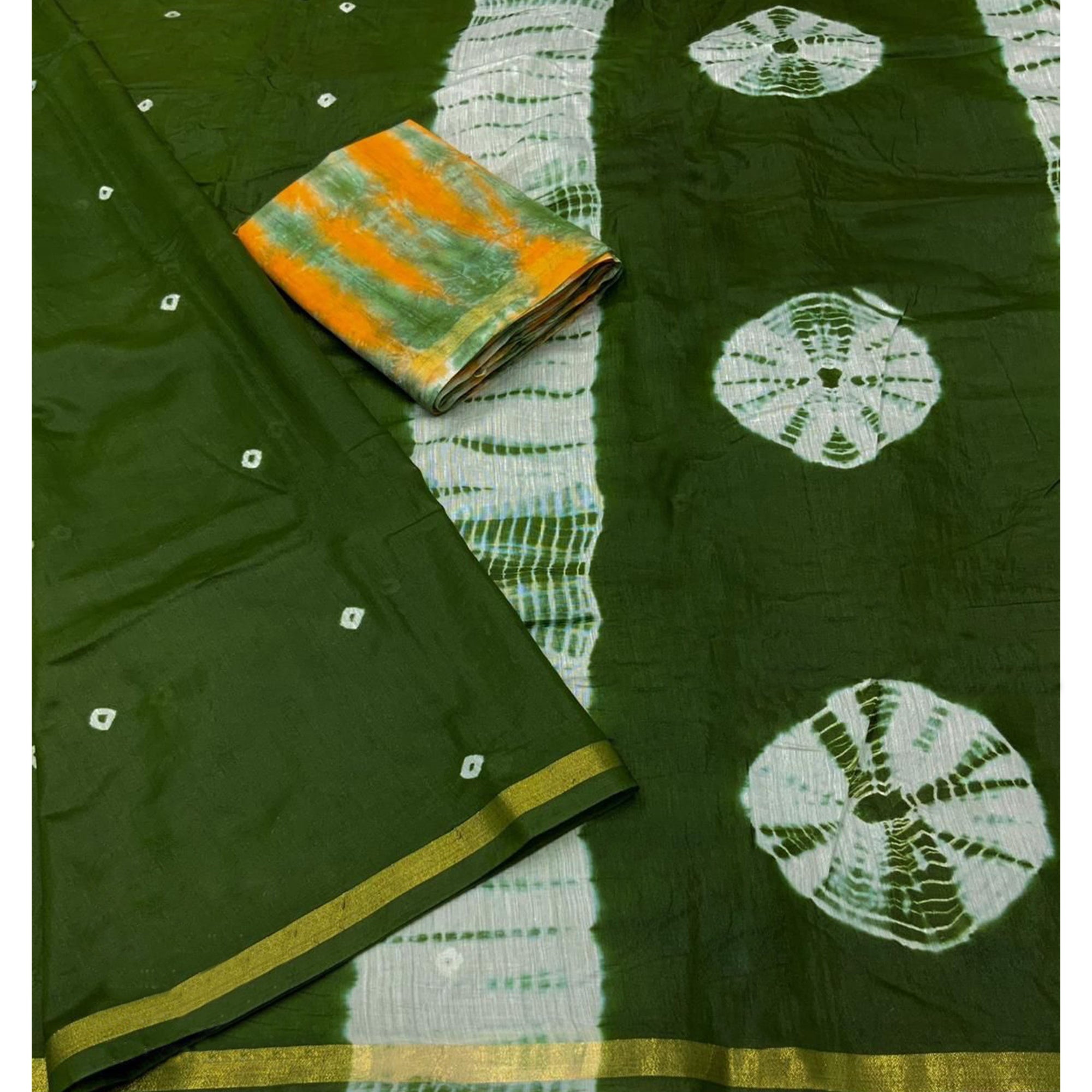 Green Linen Cotton Saree Adorned with Vibrant Bandhani Prints and Breezy Texture