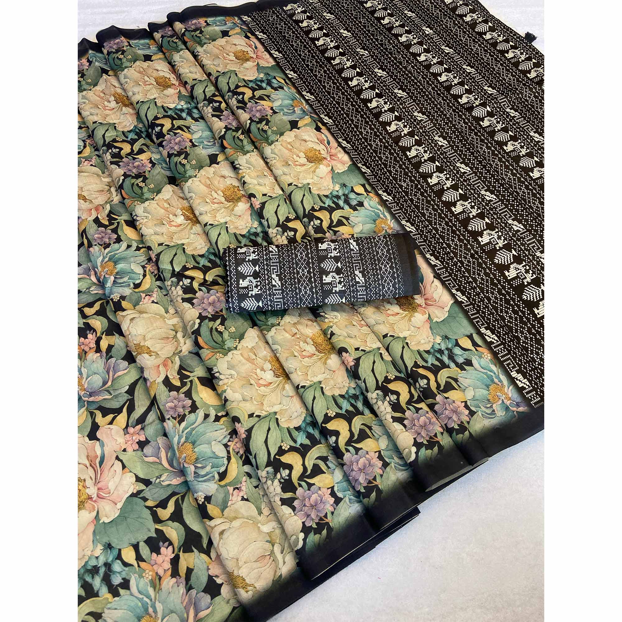 Black Floral Digital Printed Cotton Handloom Silk Saree