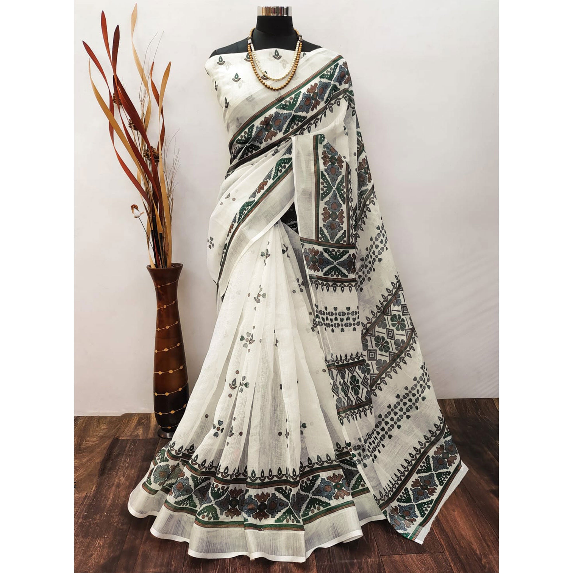 Off White Digital Printed Linen Saree With Border