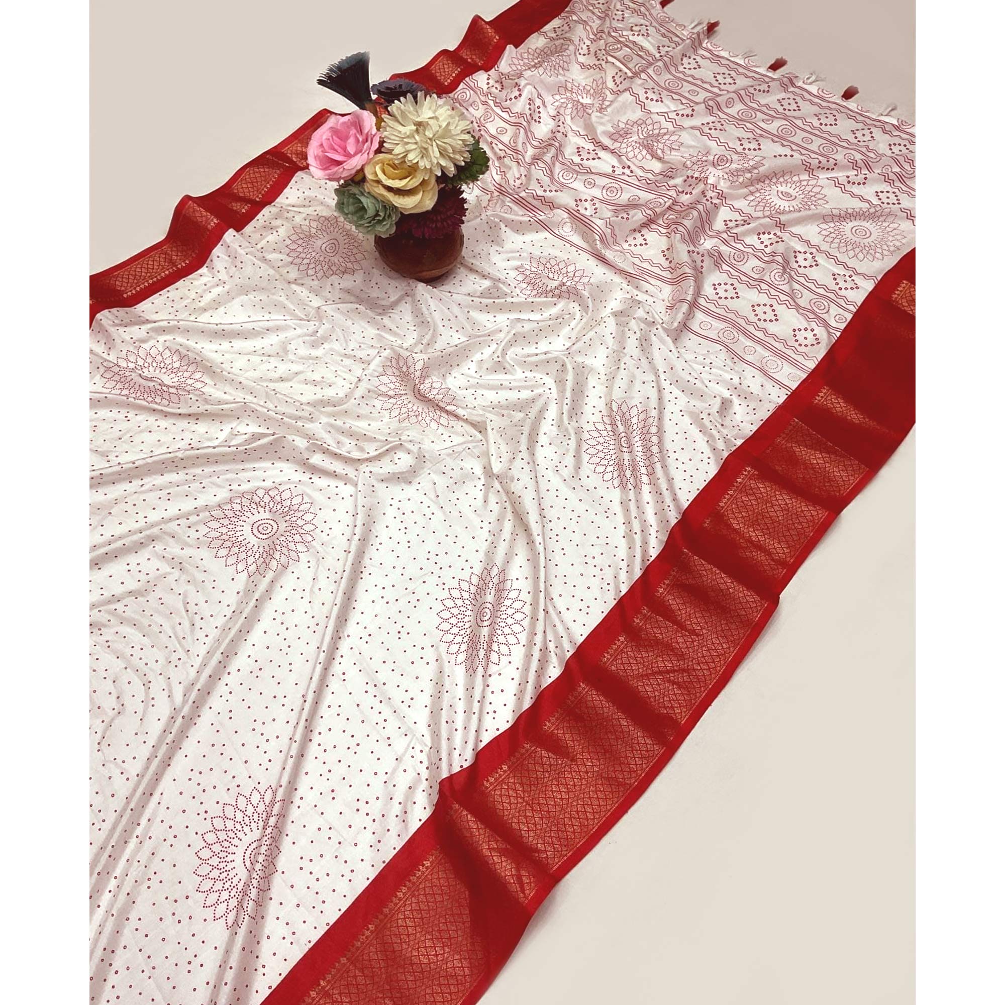 Offwhite & Red Floral Printed Dola Silk Saree With Intricate Woven Border