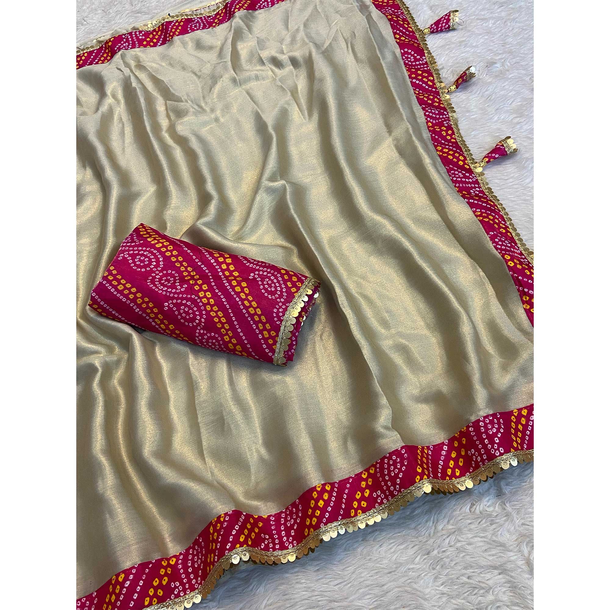 Beige & Pink Moss Chiffon Saree Featuring a Traditional Bandhani Print Border