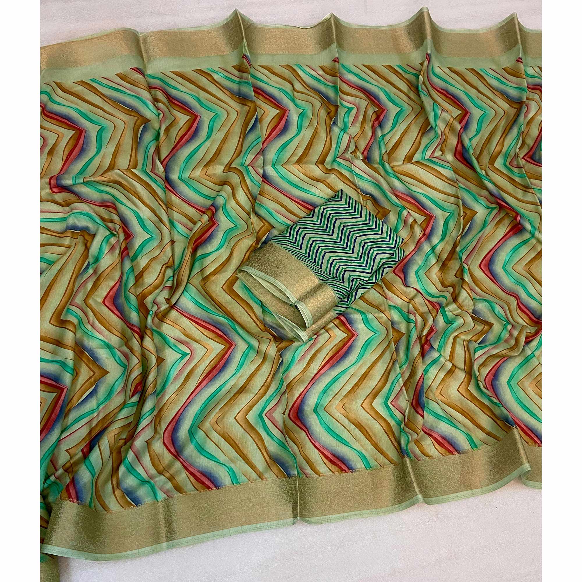 Green Zig Zag Printed Dola Silk Saree With Woven Border