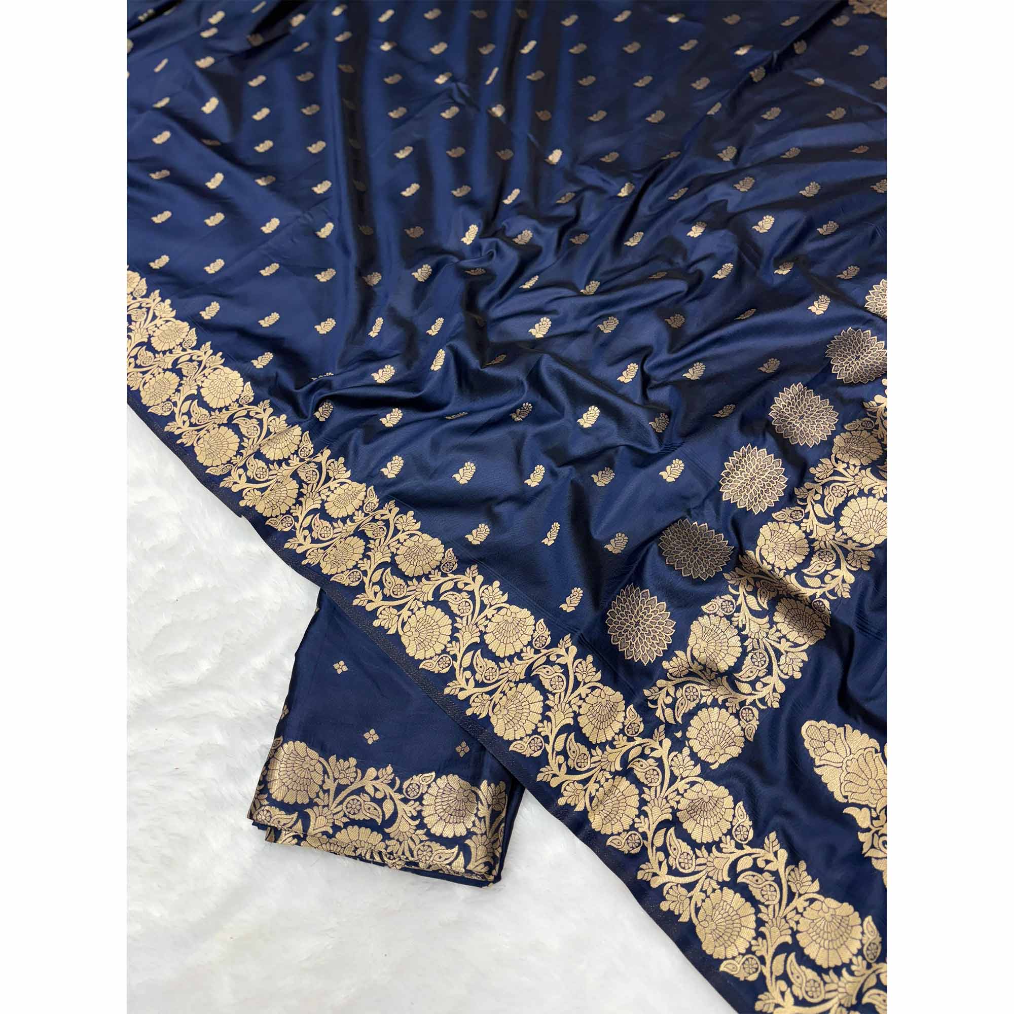 Navy Blue Banarasi Silk Saree with Traditional Weaving