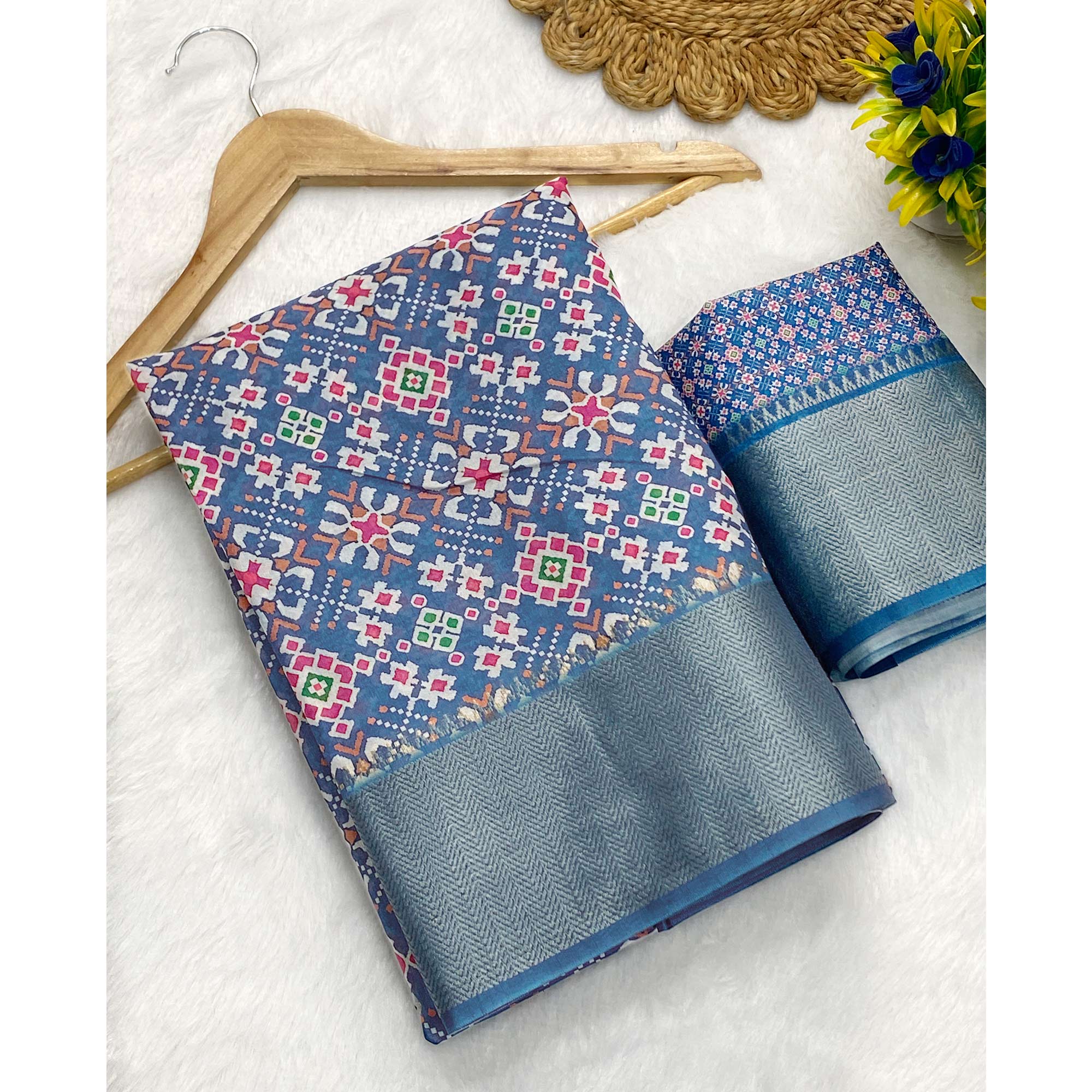 Blue Dola Silk Saree Featuring Traditional Patan Patola Print