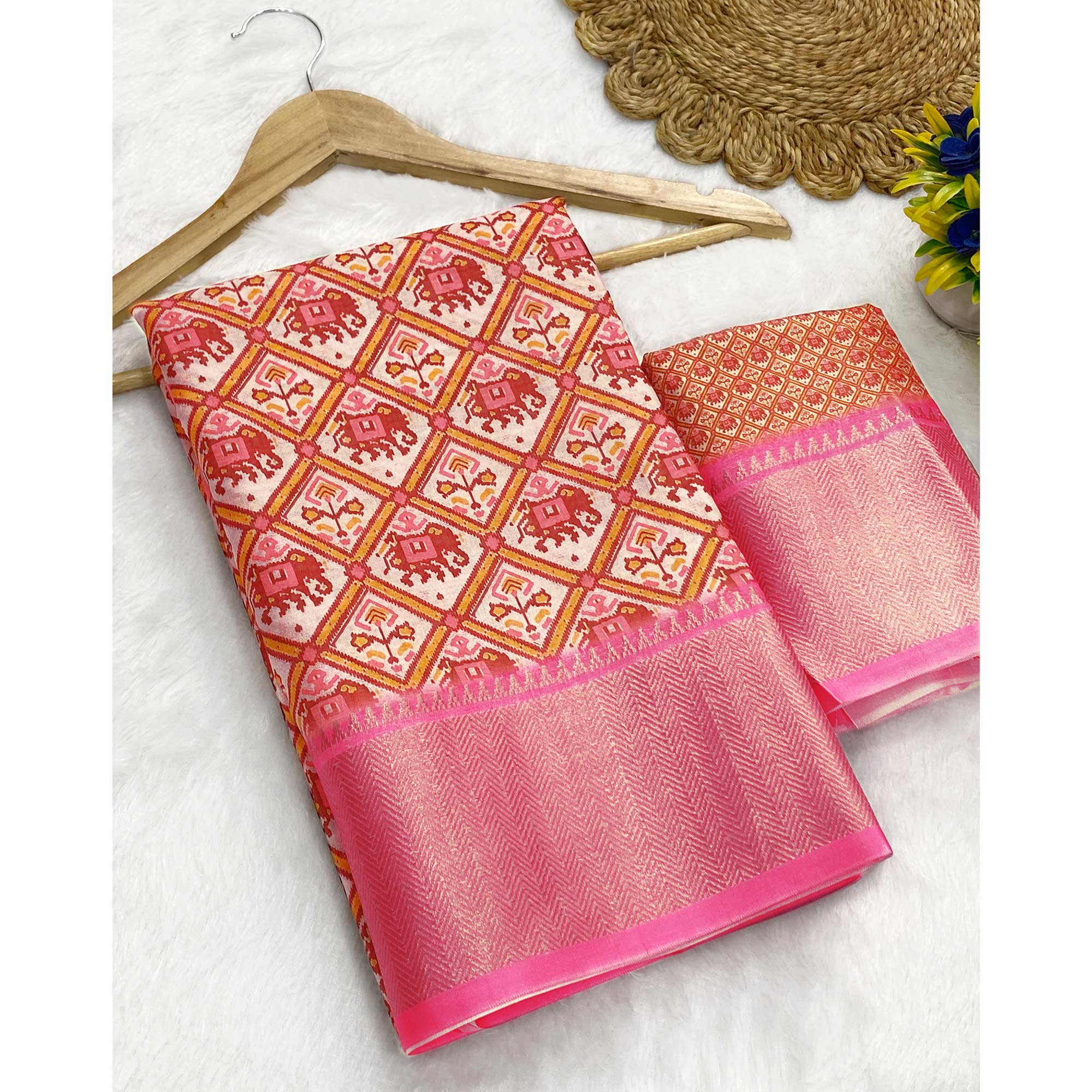 Pink Dola Silk Saree Featuring Traditional Patan Patola Print