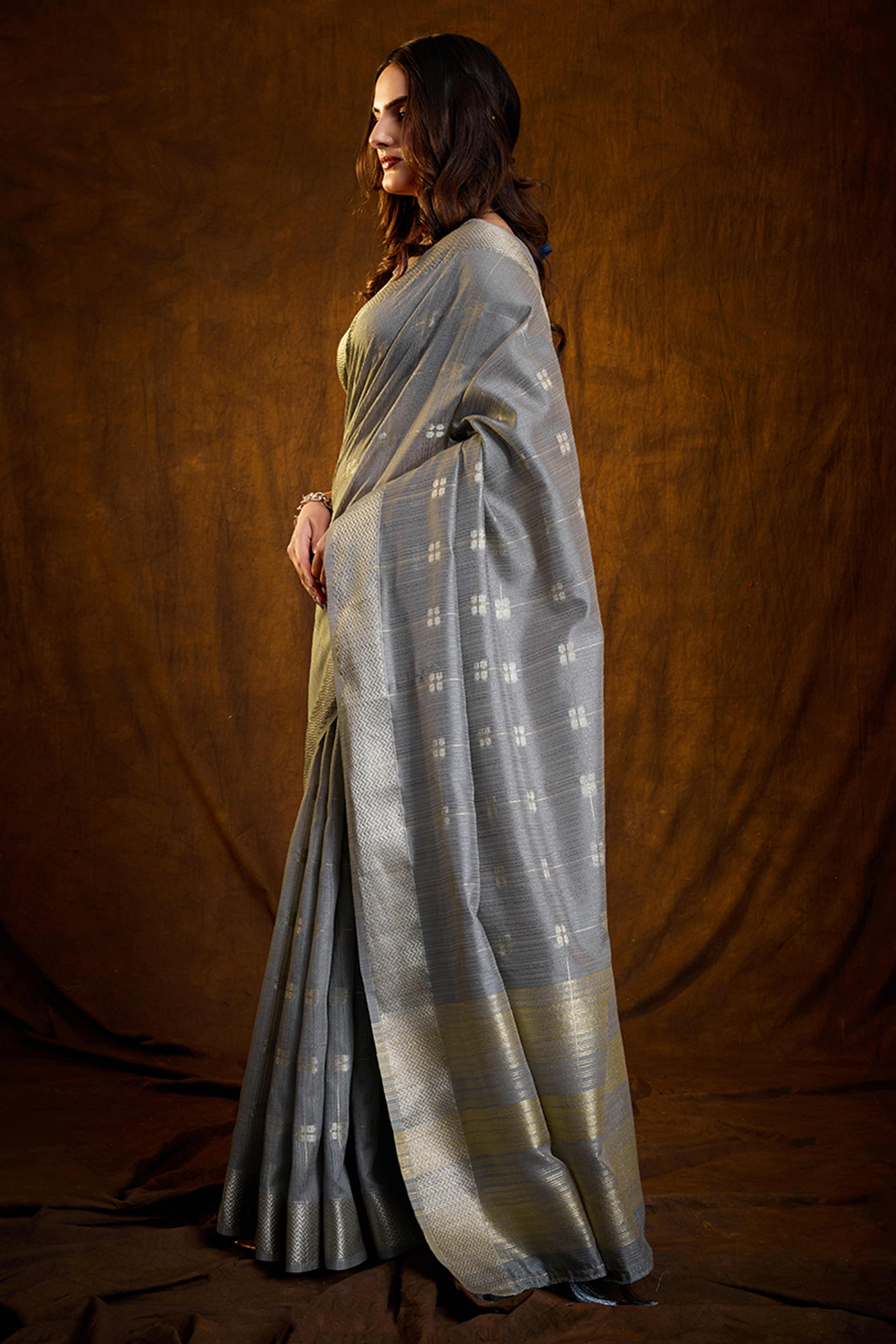 Grey Zari Woven Saree in Lustrous Cotton Silk Fabric