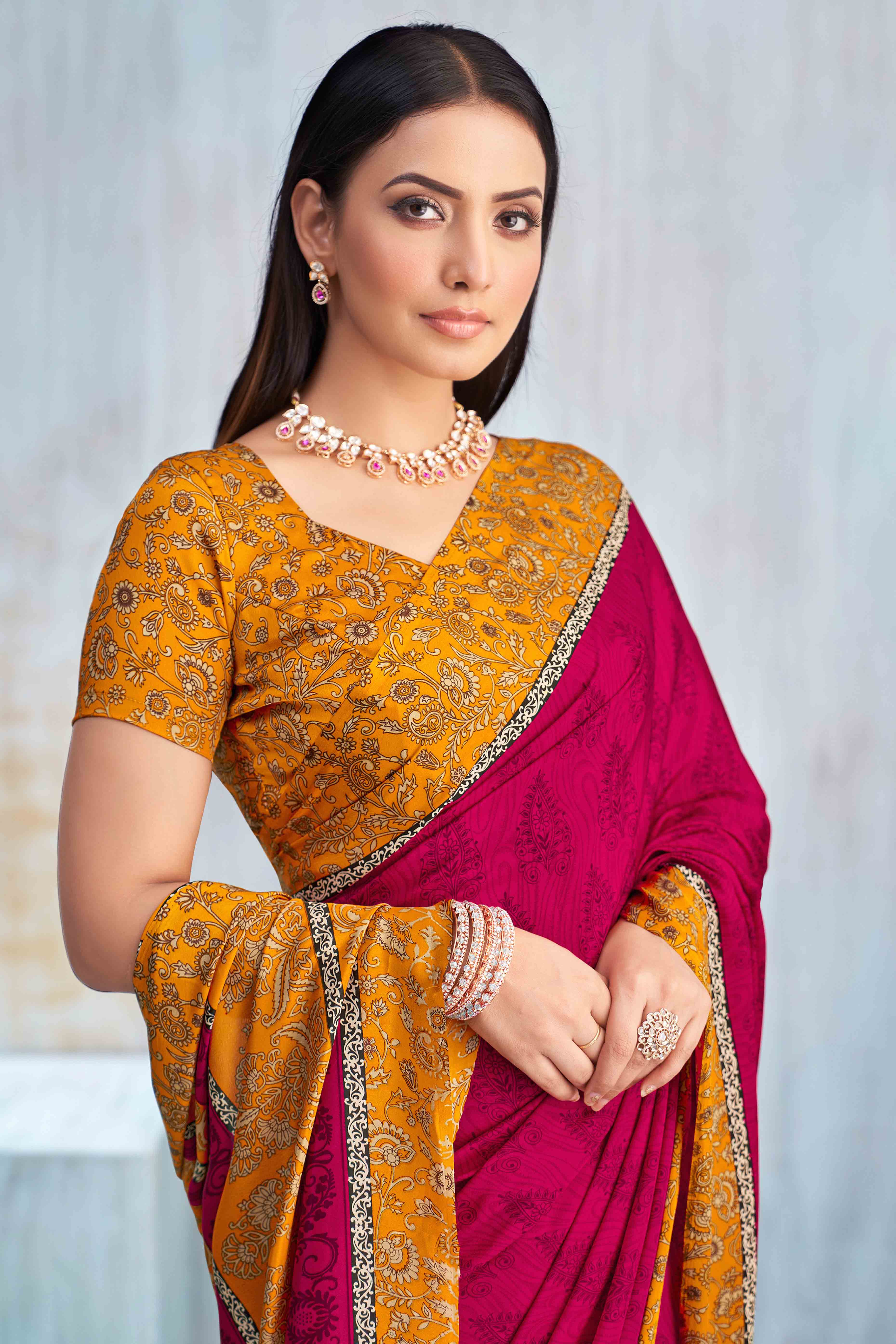 Pink Crepe Silk Saree Featuring Delicate Floral Print Work