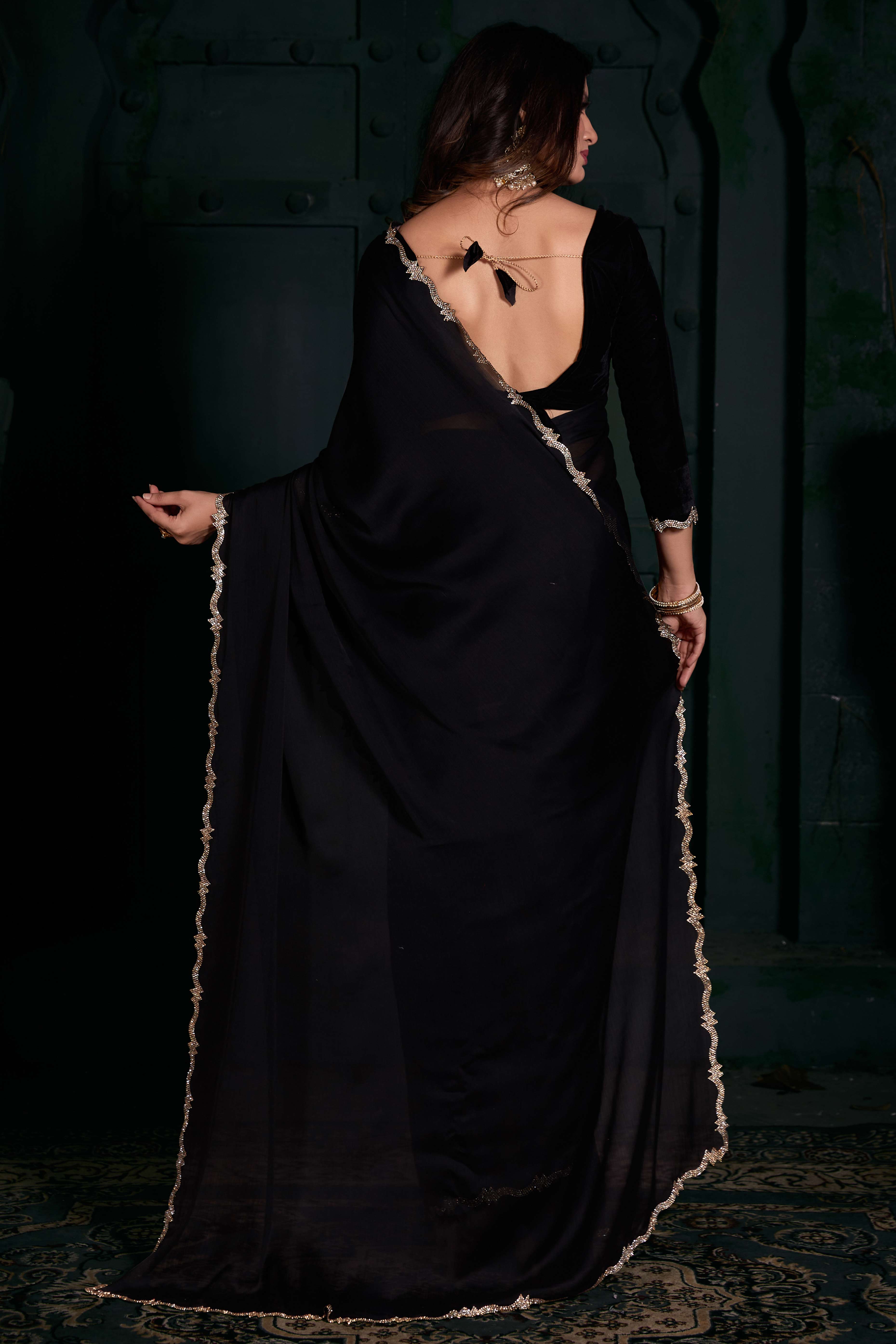 Black Solid With Zarkan Cutwork Border Chiffon Saree With Belt