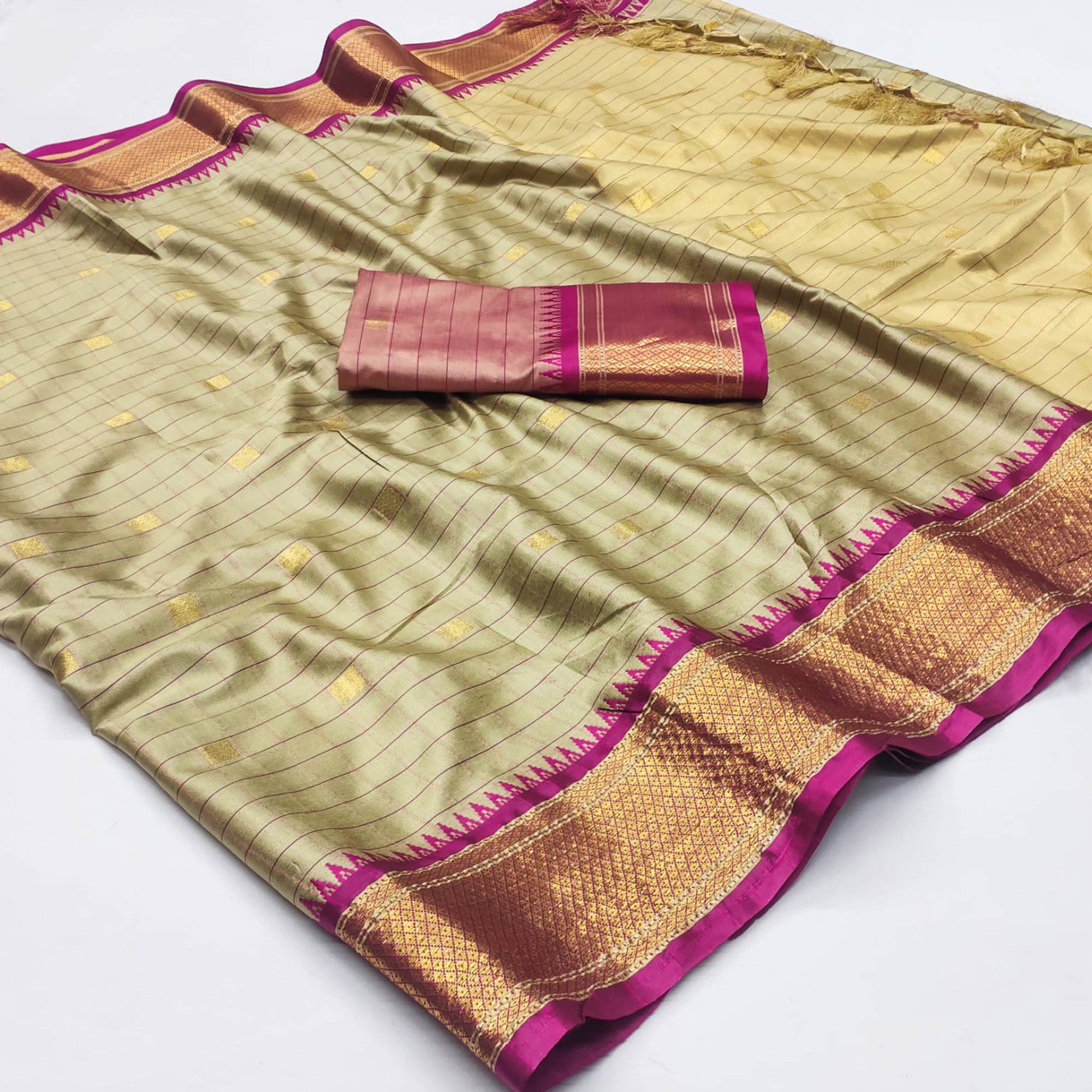 Chikoo & Magenta Woven Cotton Silk Saree With Tassels