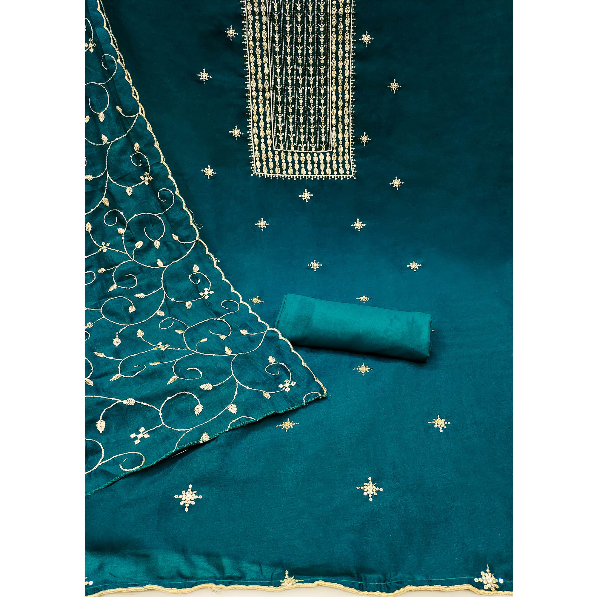 PDM-ANUSHKA-6182-MORPCH