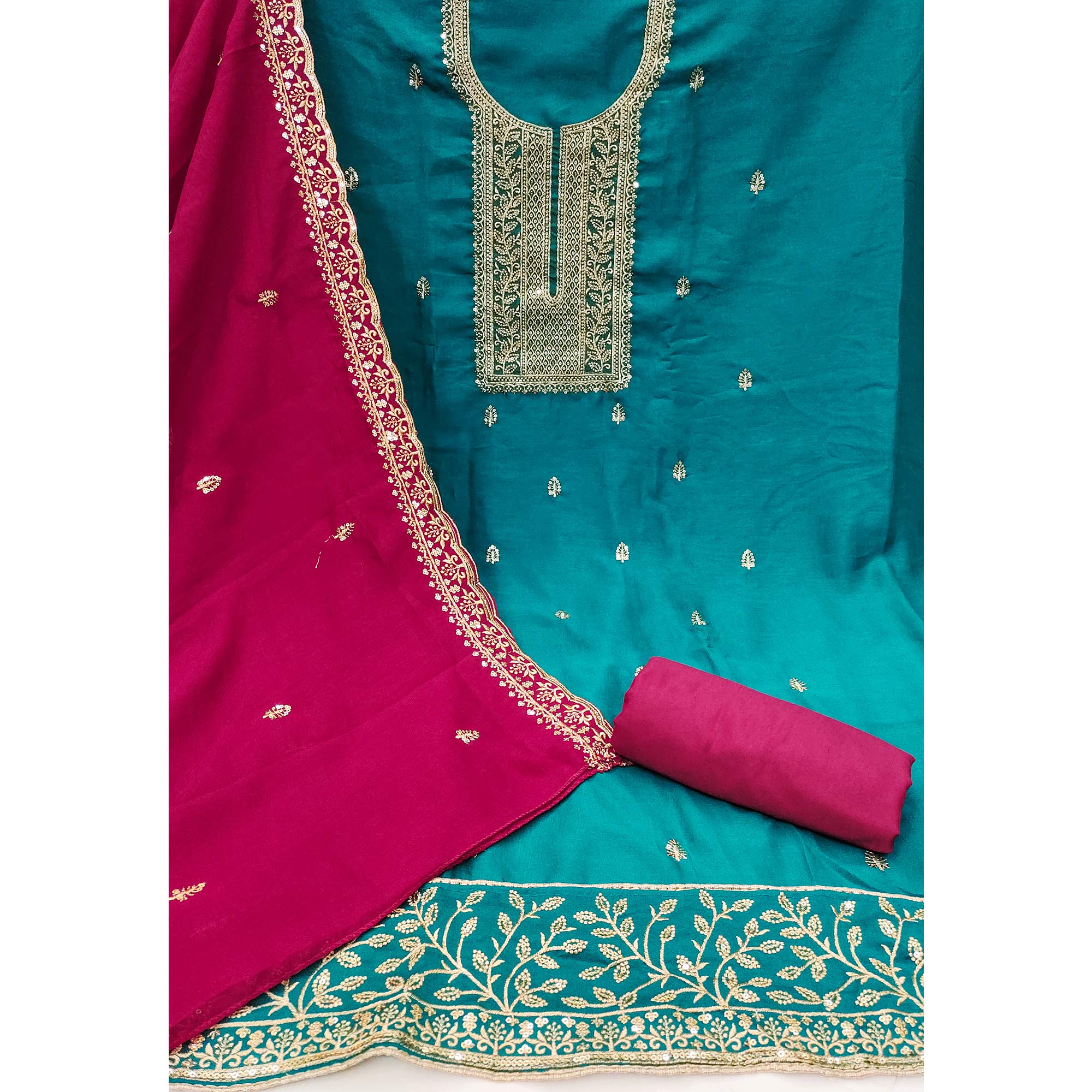 PDM-ANUSHKA-6531-RAMBLU