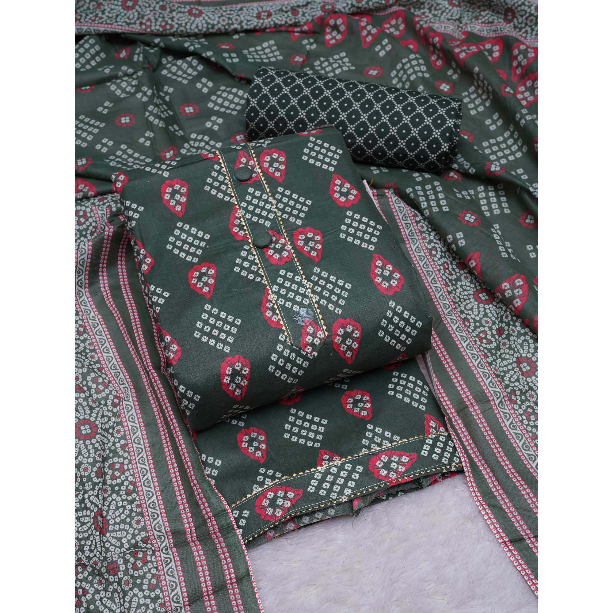 Green Bandhani Printed Cotton Blend Dress Material