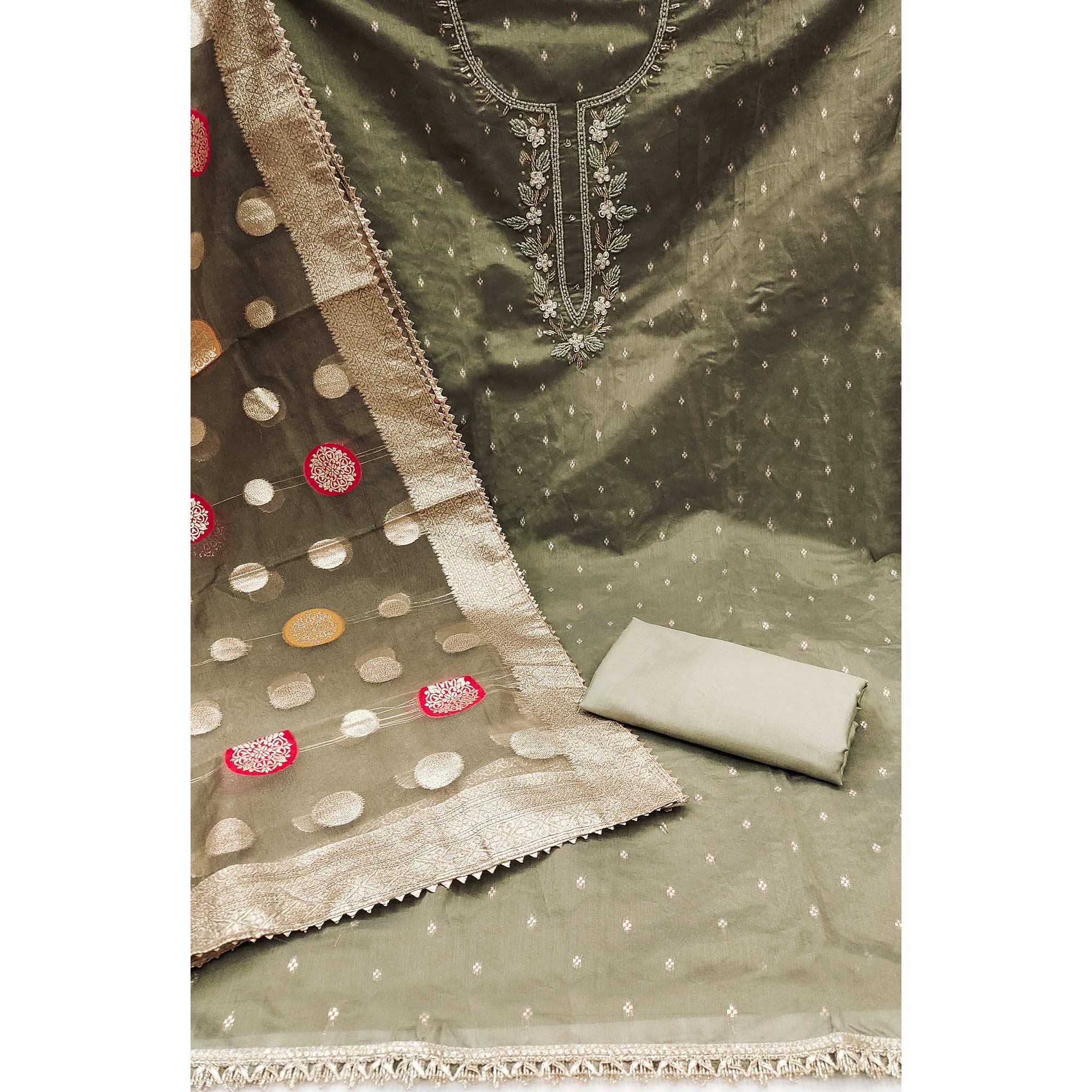 PDM-RADHIKA-6244-MGREEN