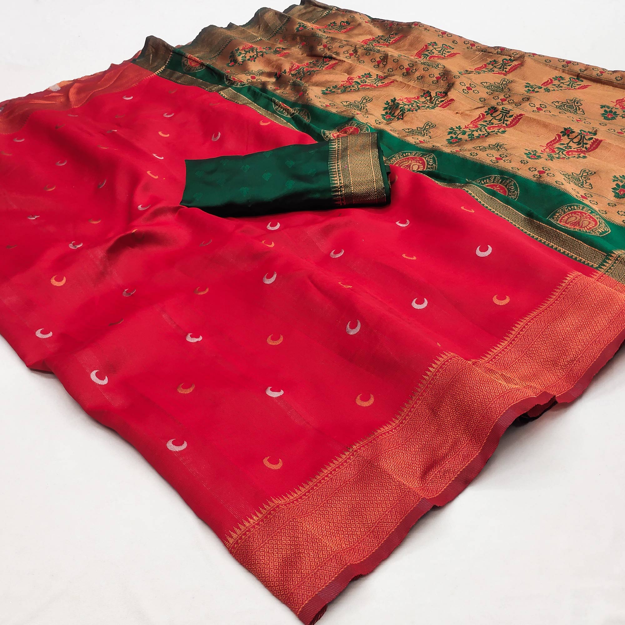 Red Zari Weaving Cotton Silk Jacquard Saree