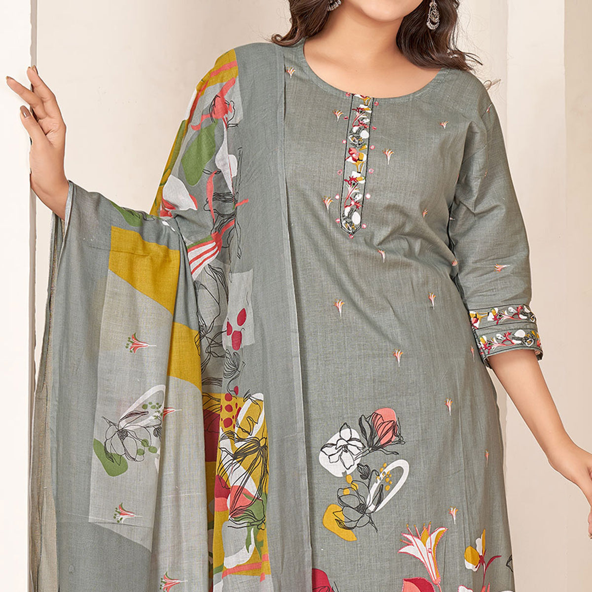 Grey Floral Printed Pure Cotton Straight Salwar Suit