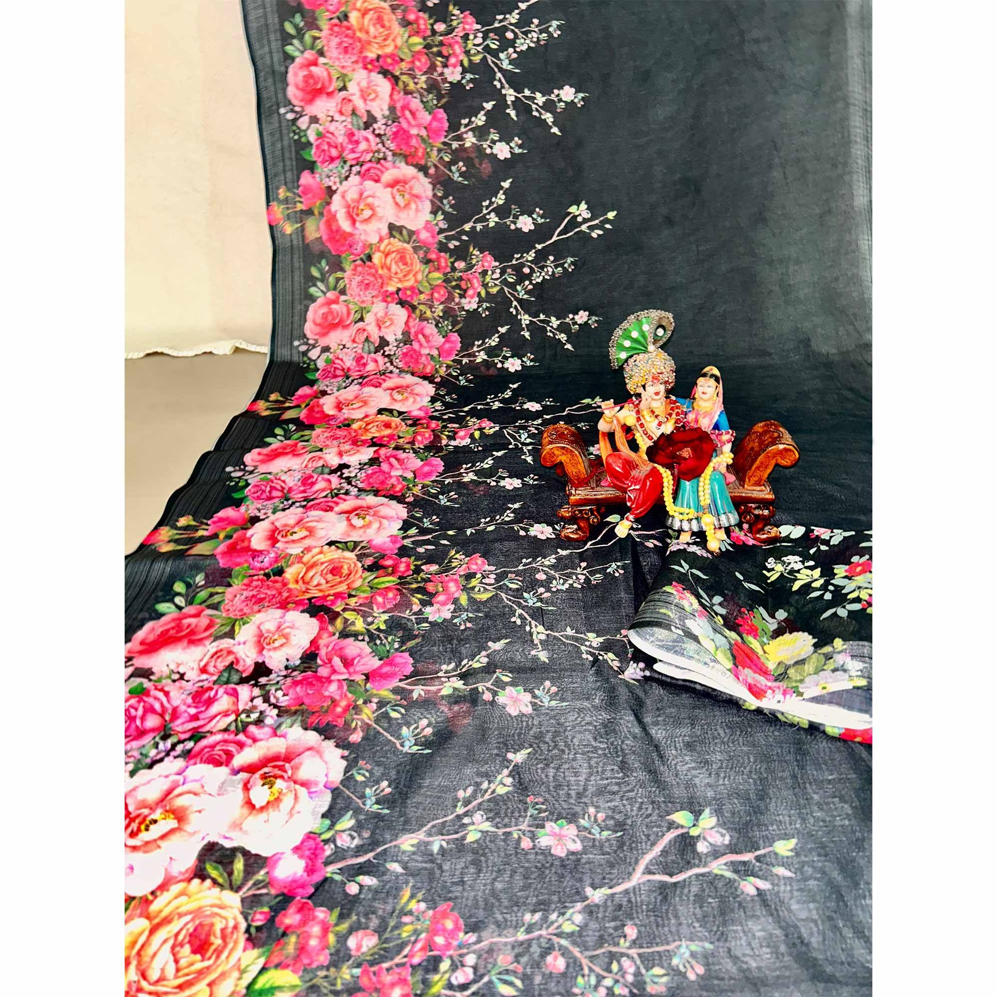 Black Floral Digital Printed Linen Saree