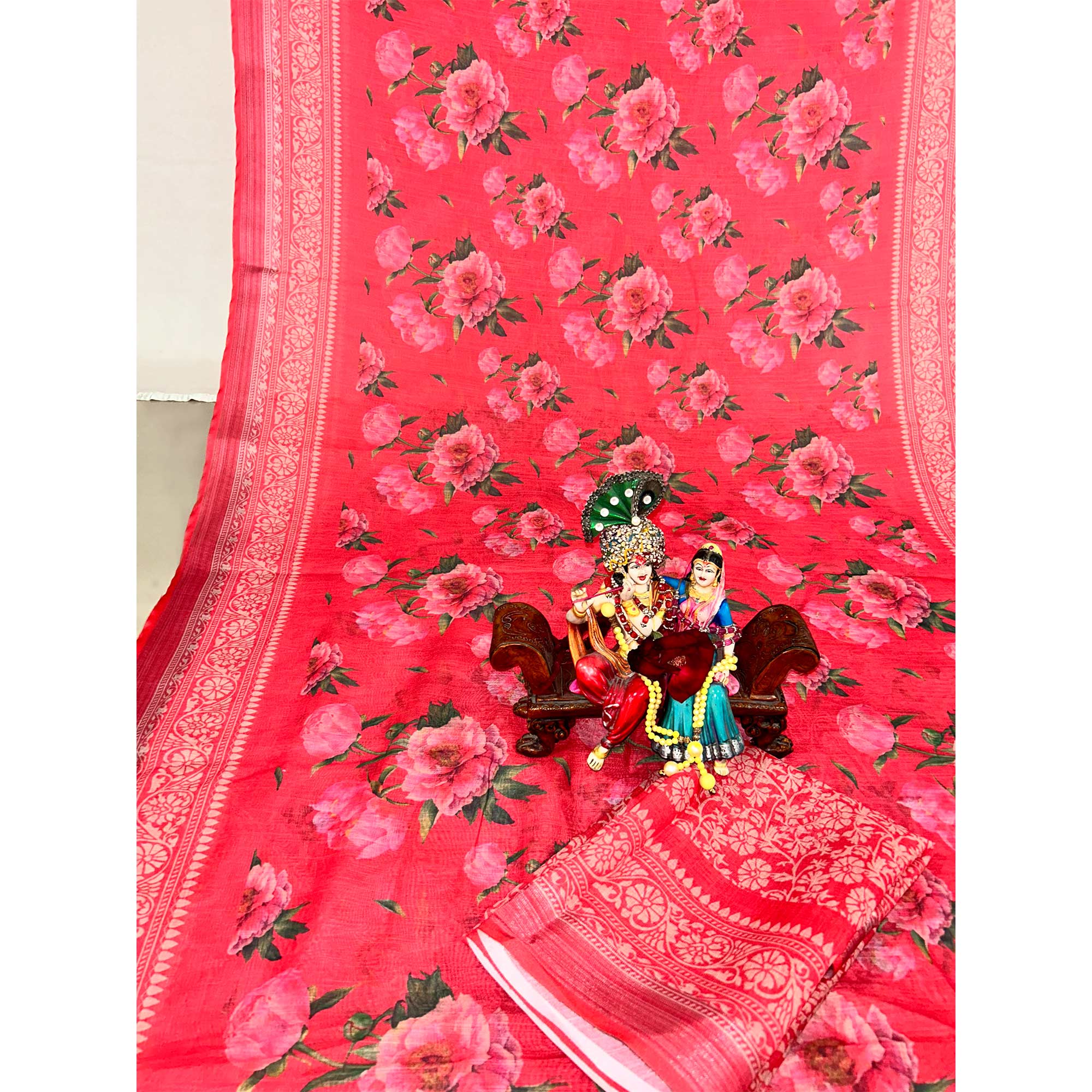 Red Floral Digital Printed Linen Saree