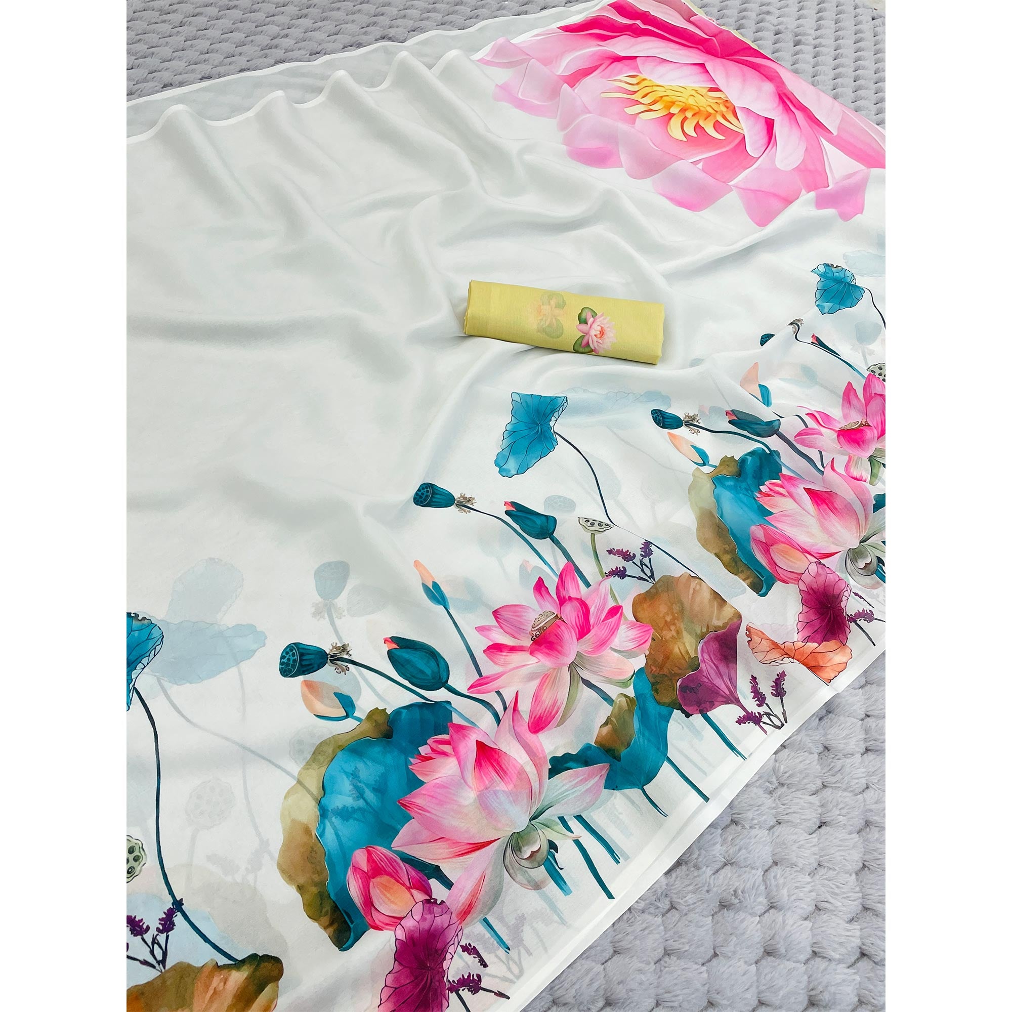 White Sparkle Star Georgette Saree Adorned With Floral Digital Prints