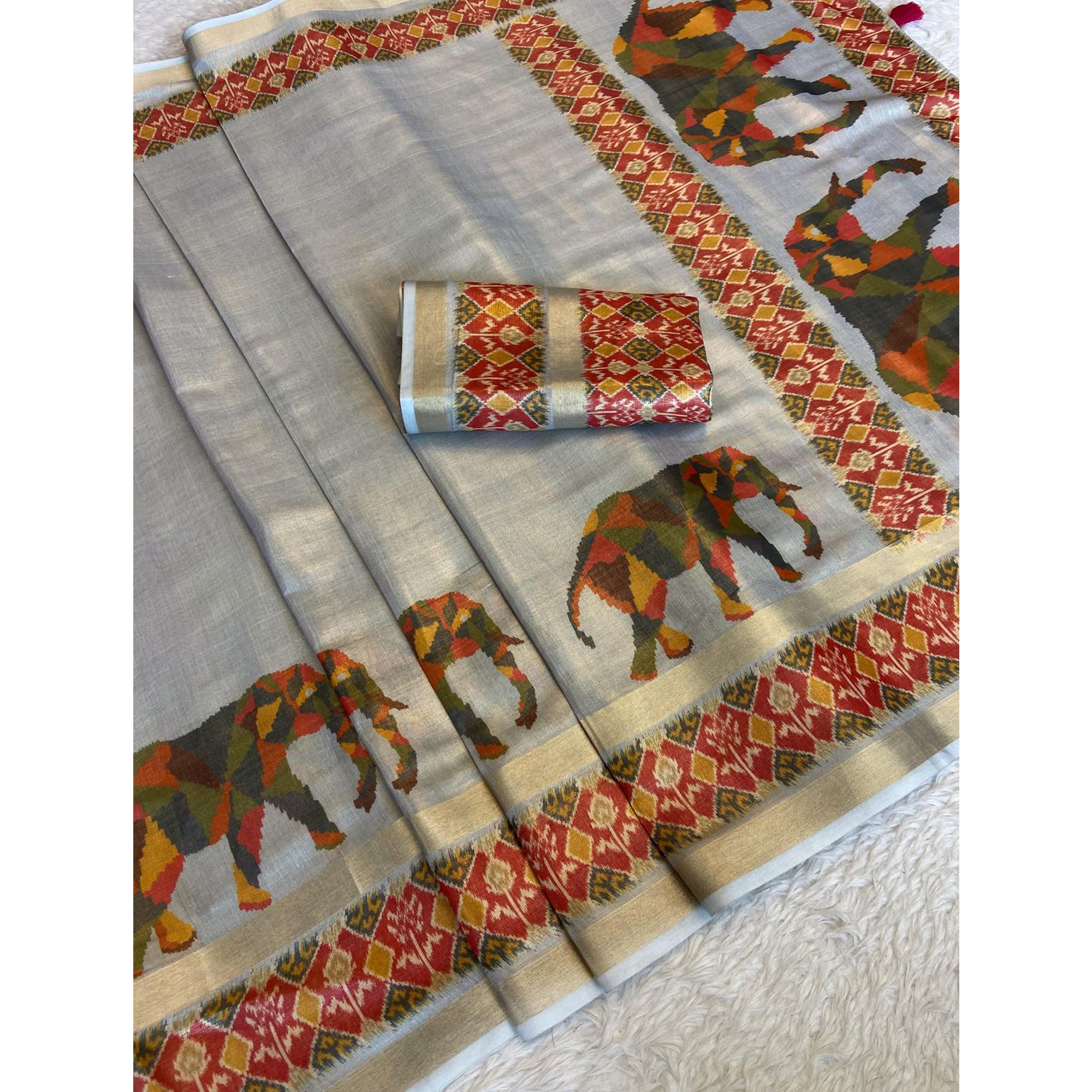 Grey Digital Print Saree in Premium Tissue Cotton Silk for Festive & Elegant Styling