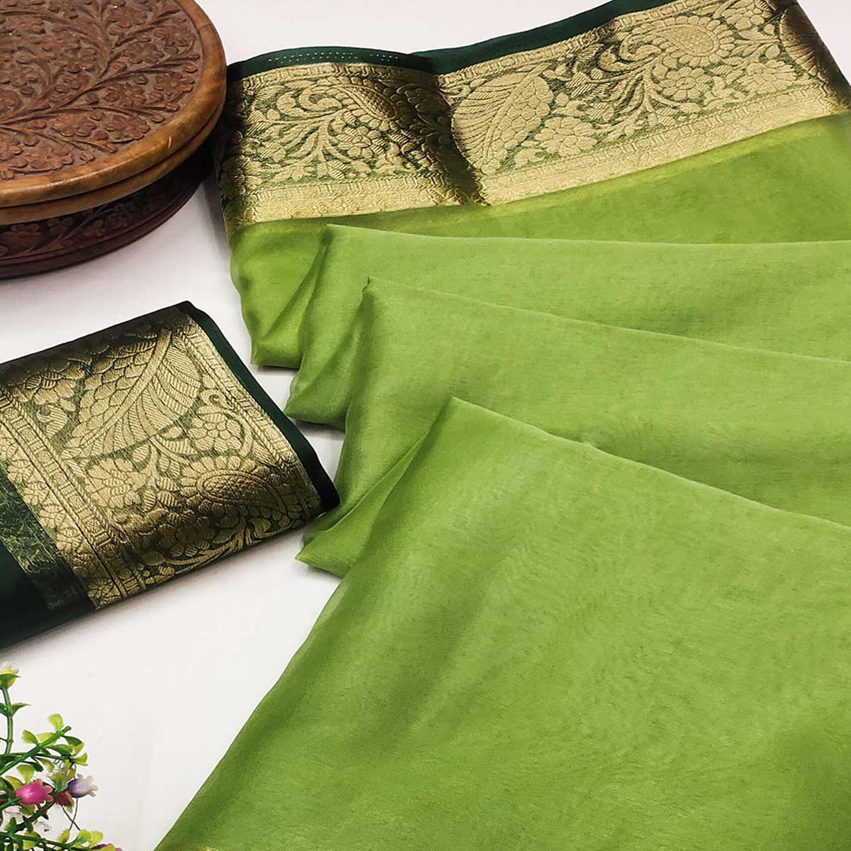 Green Solid Organza Saree With Zari Border