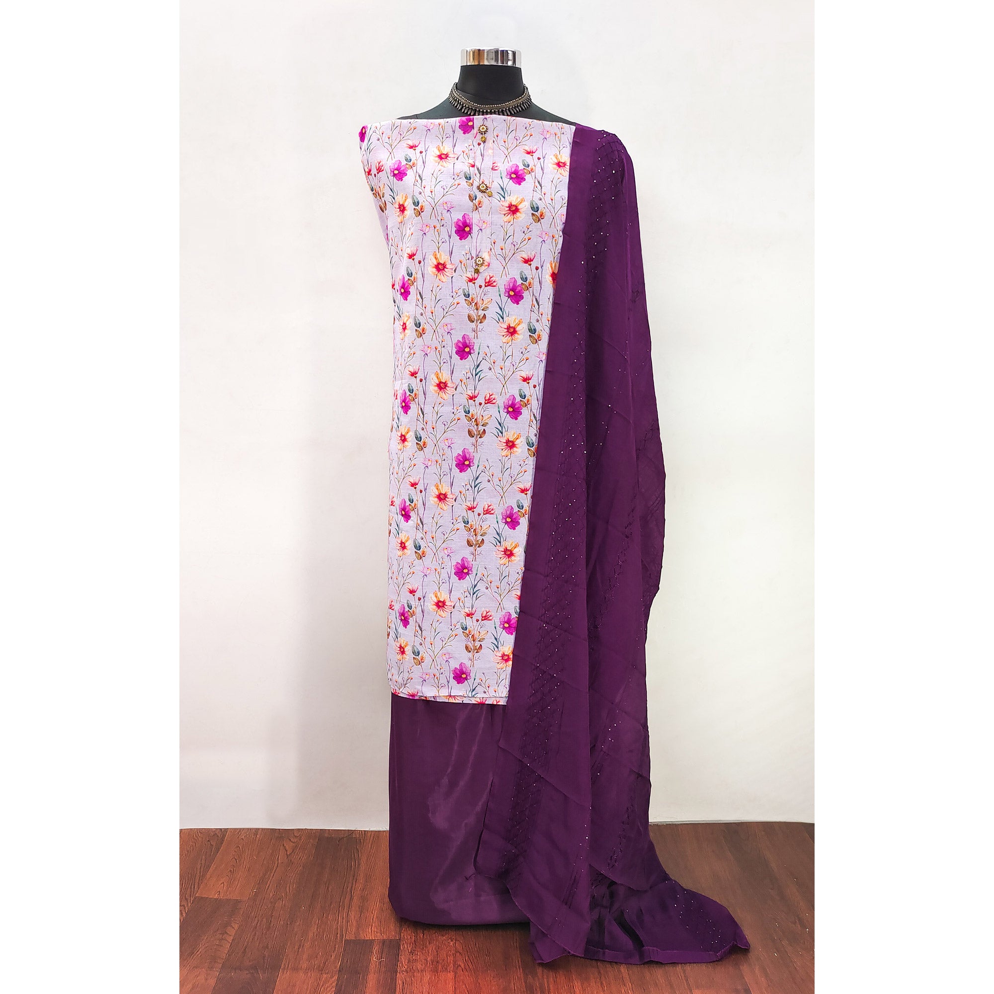 Purple Linen Fabric with Serene Floral Patterns for Casual Looks