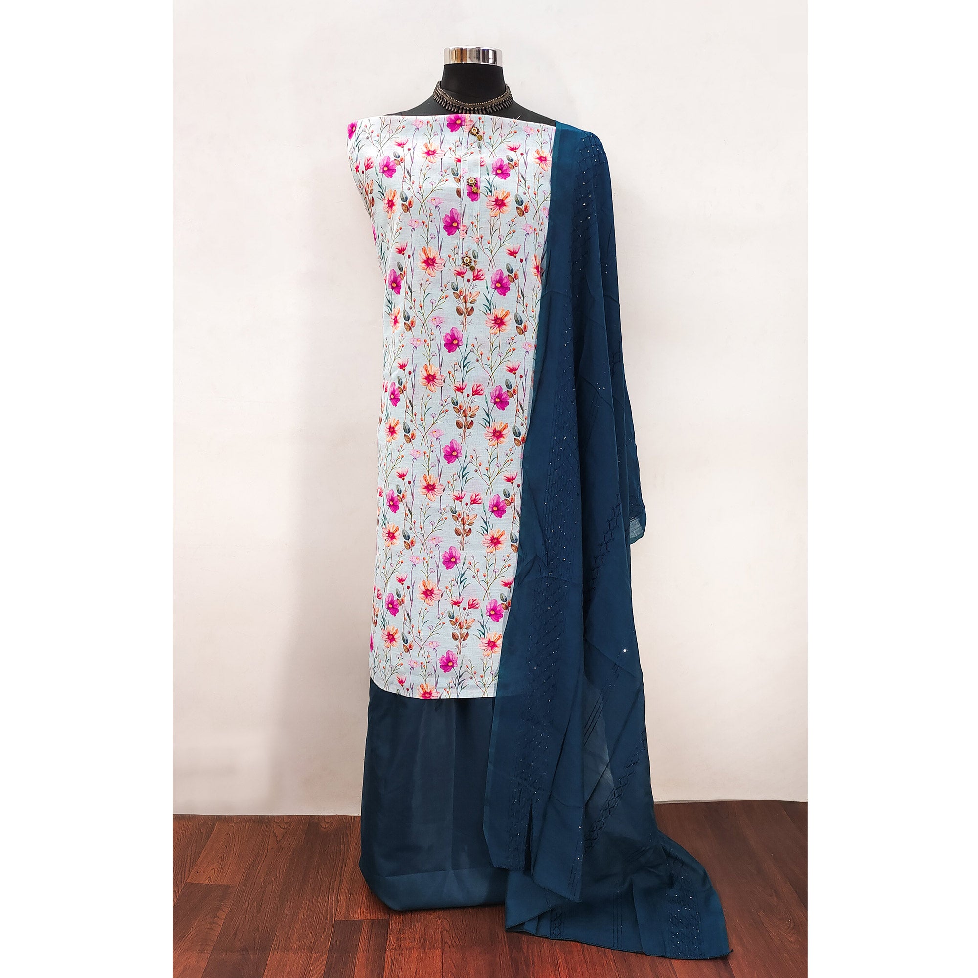 Teal Linen Fabric with Serene Floral Patterns for Casual Looks