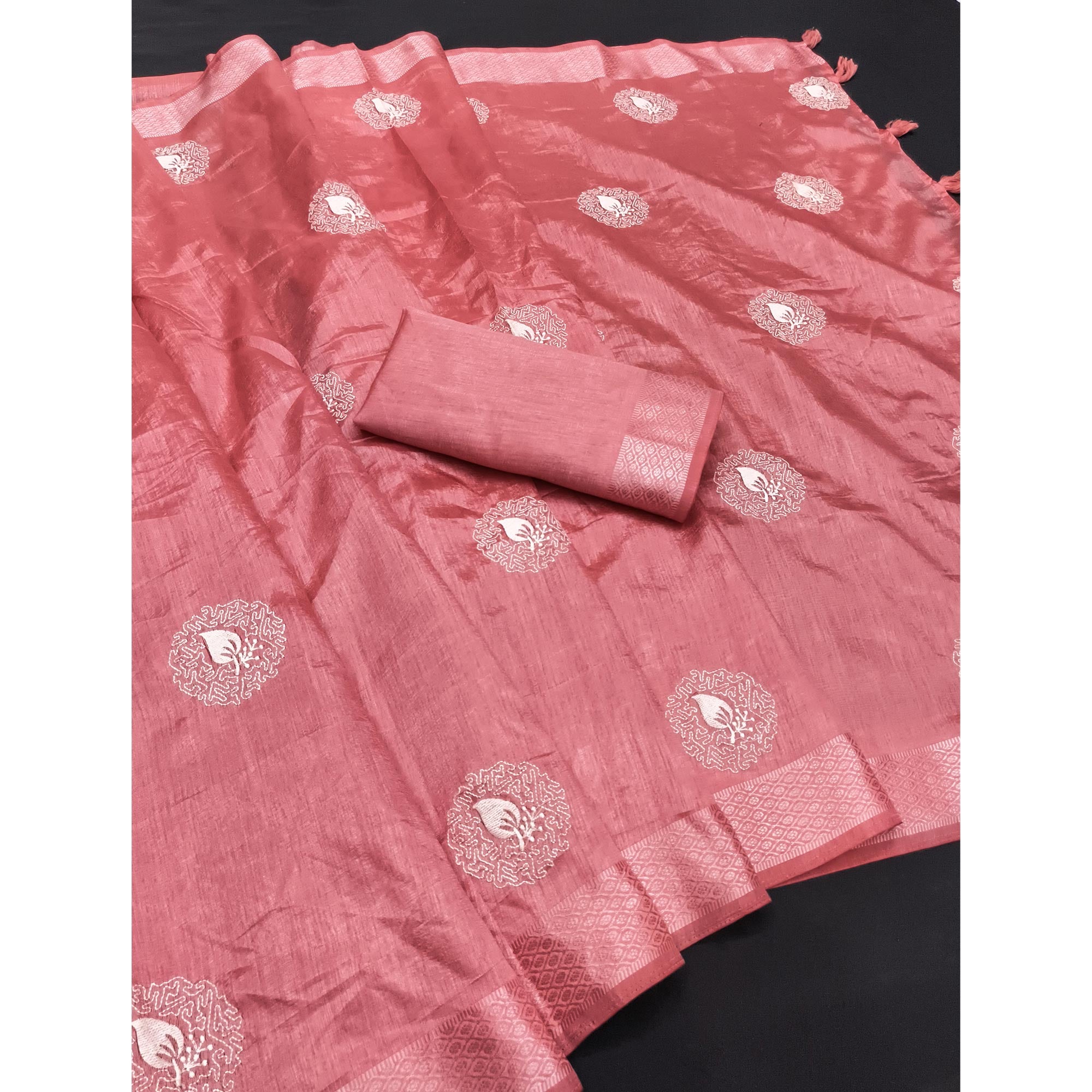 Peach Embroidered Art Silk Saree Adorned with Classic Zari Weaving Details