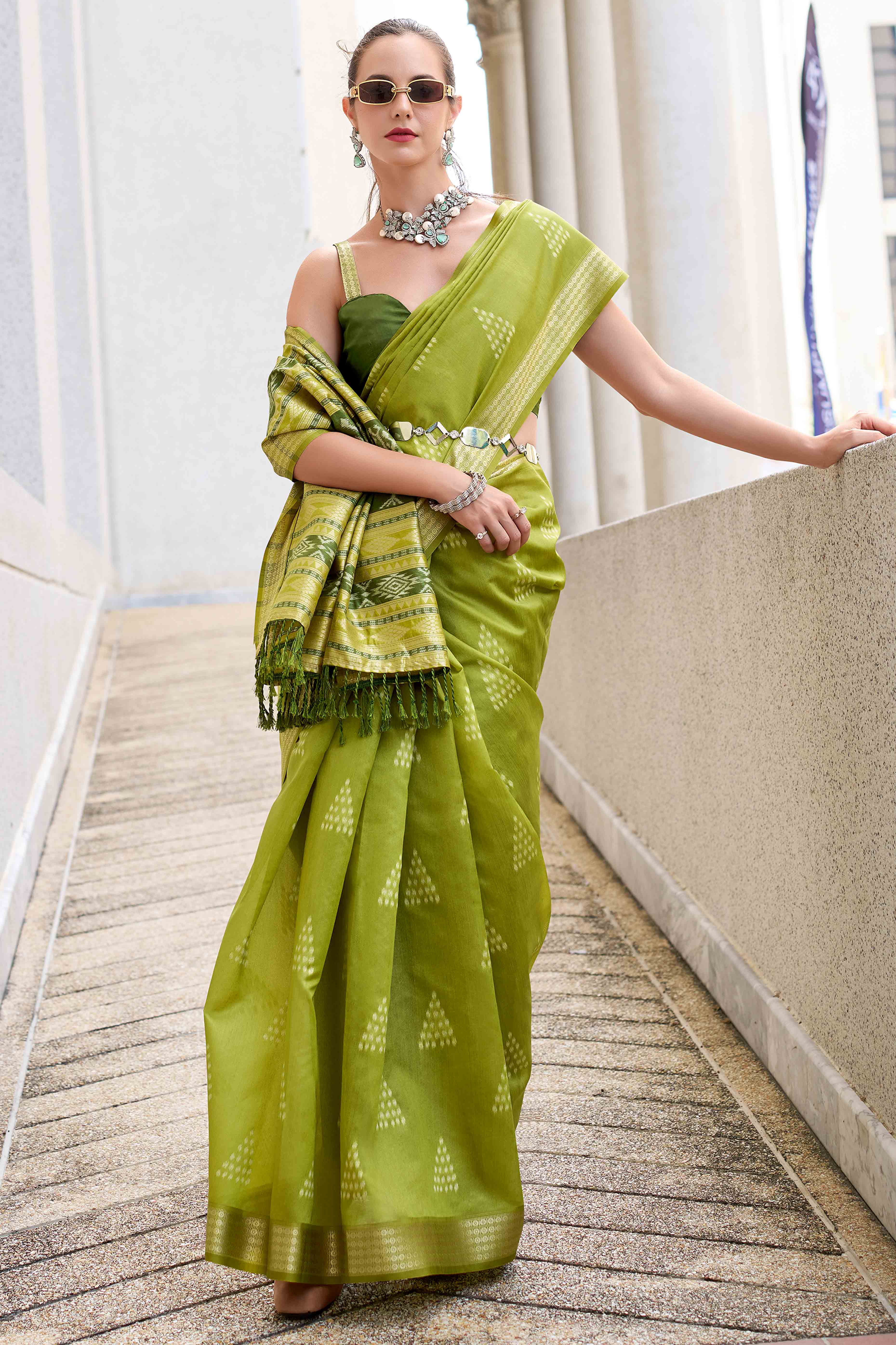 Green Ikkat Woven Rayon Silk Saree