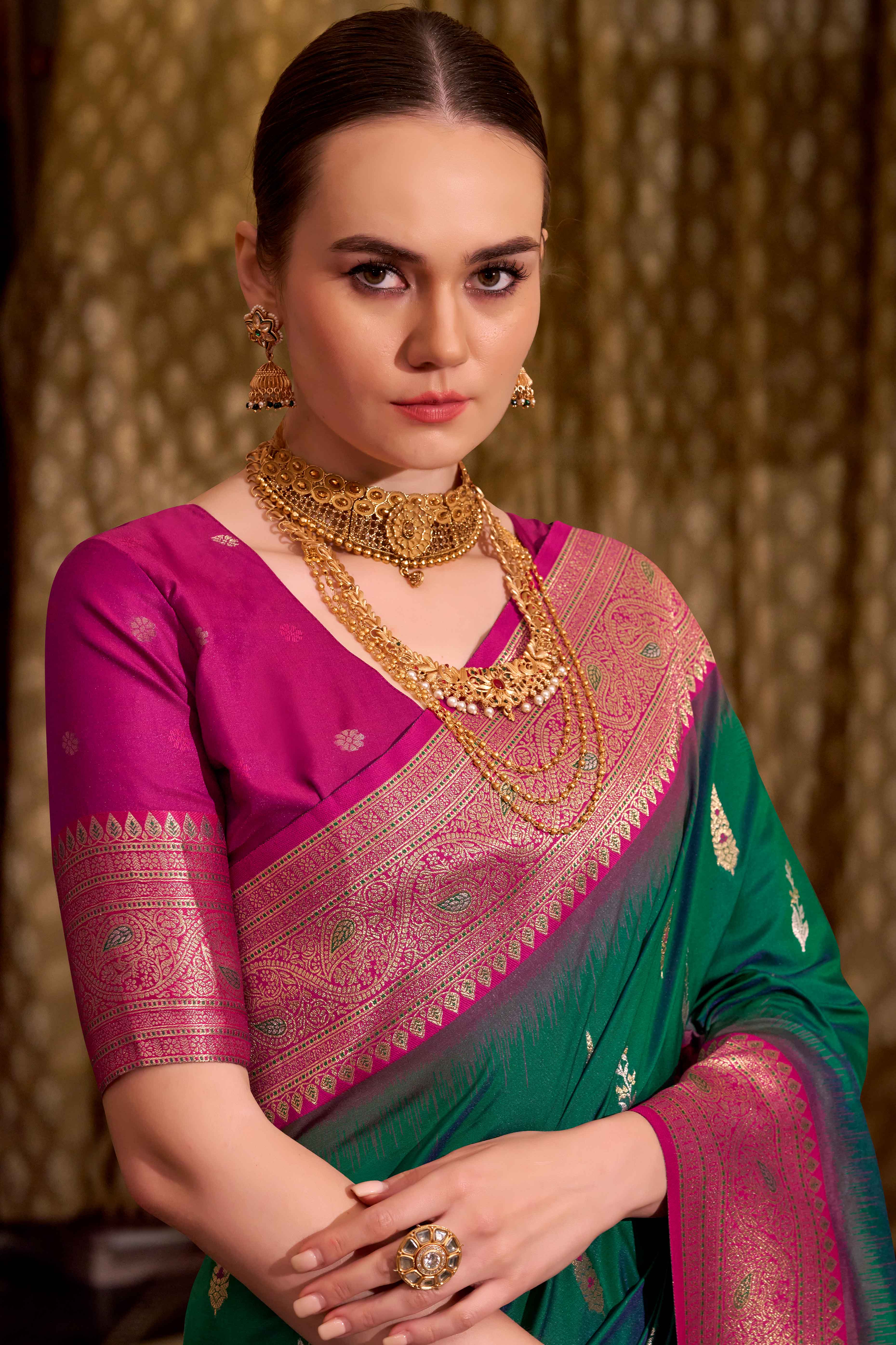 Green Pure Silk Saree With Intricate Floral Zari Weaving Work