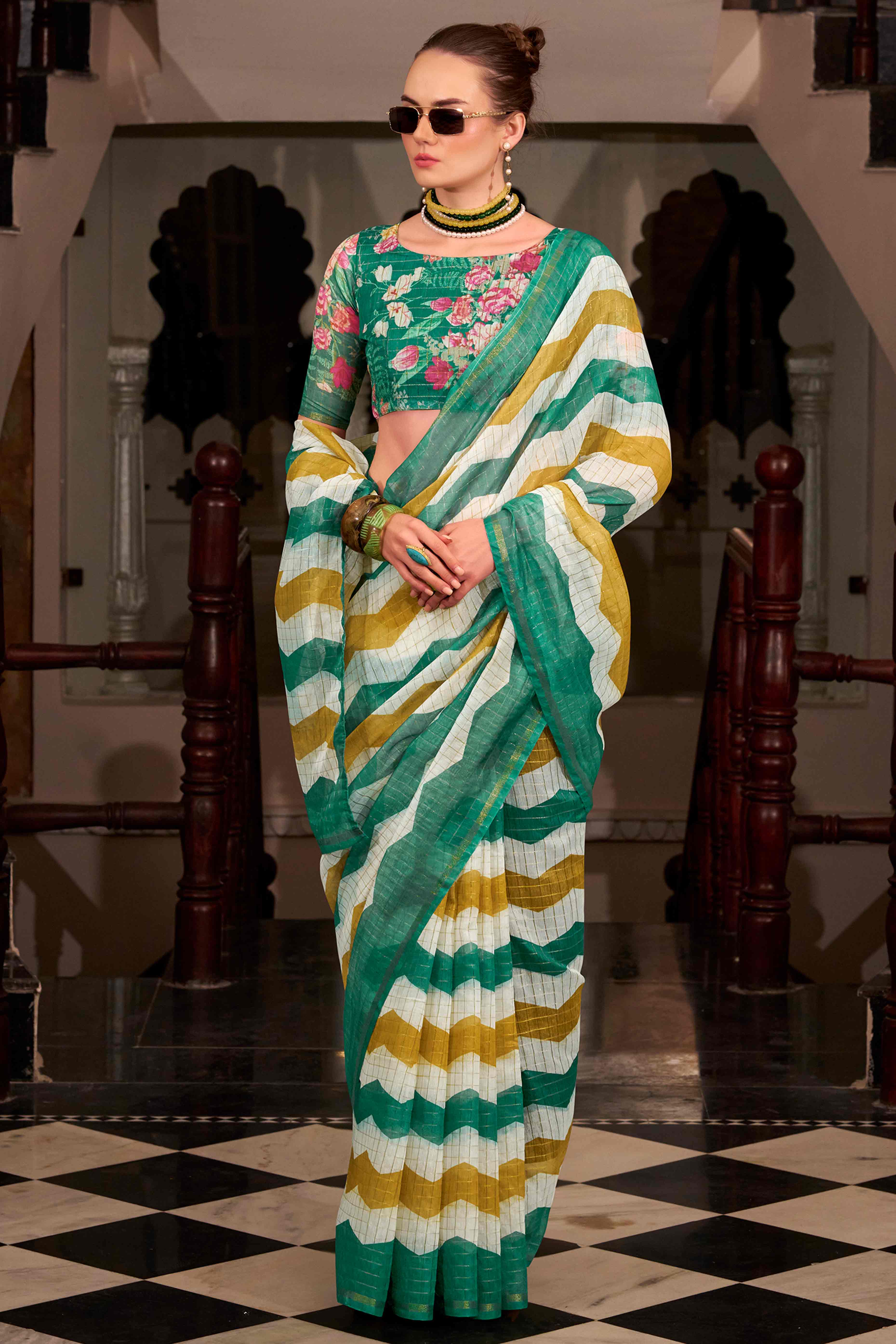 Green Woven Cotton Silk Saree With A Zig-Zag Pattern
