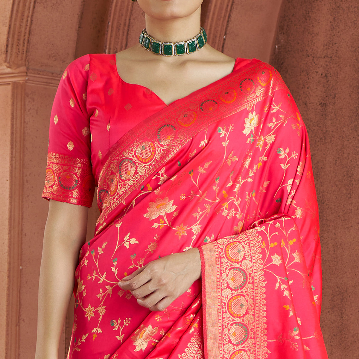 Gajri Pink Floral Woven Pure Banarasi Silk Saree