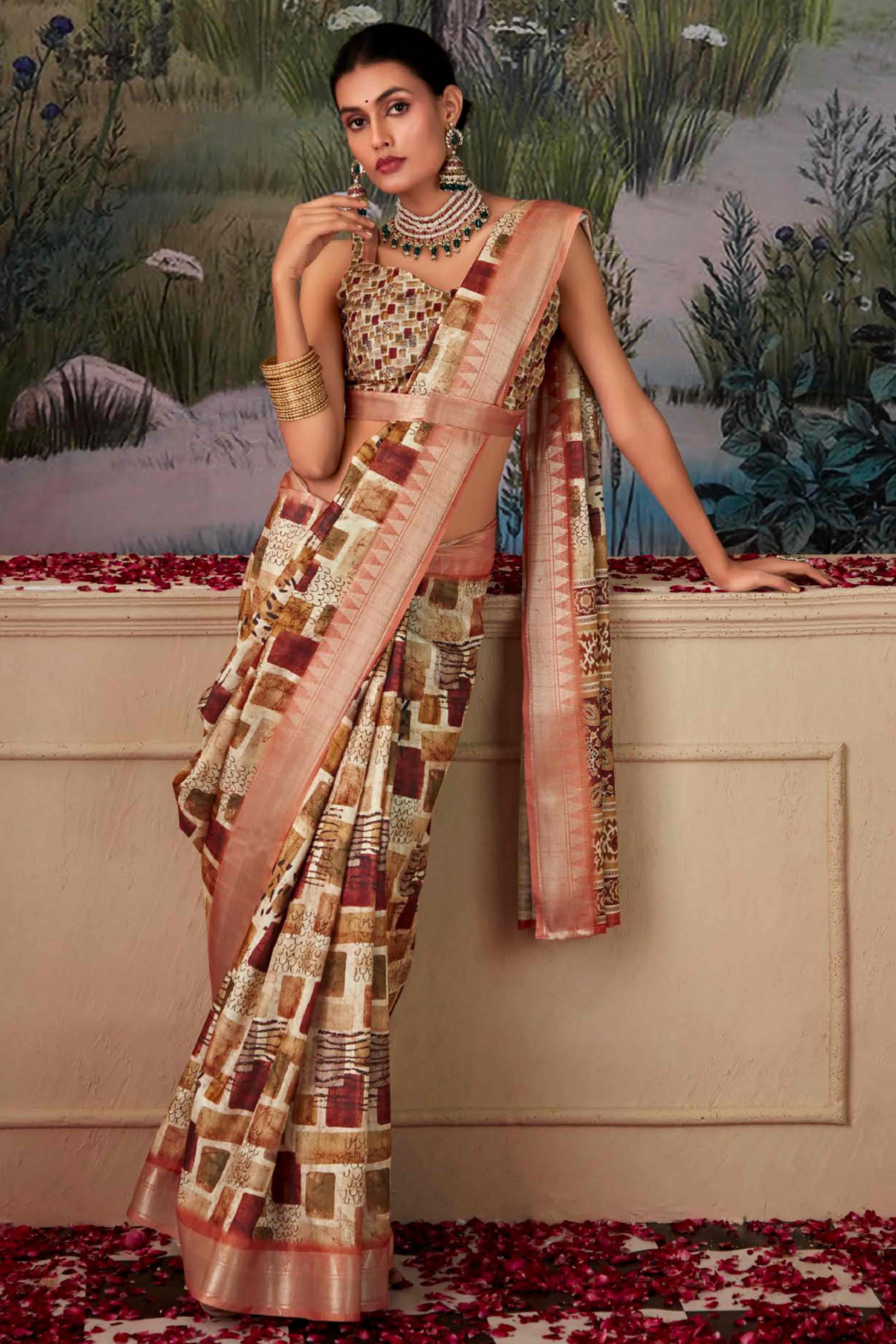 Trendy Digital Printed Silk Blend Saree in Beige