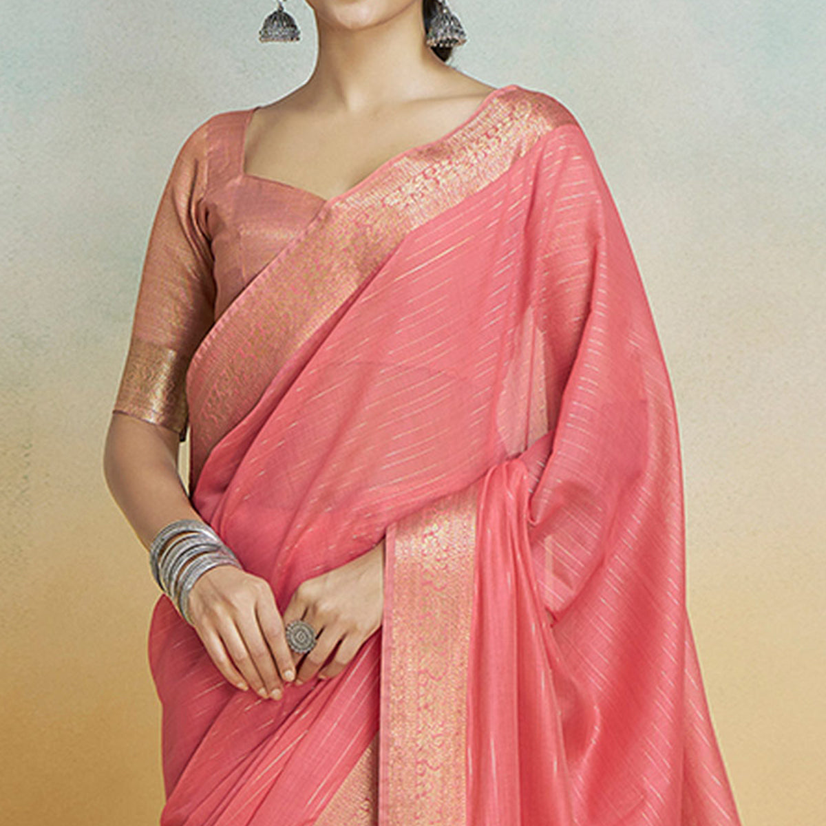 Gajari Pink Woven Cotton Silk Saree With Tassels